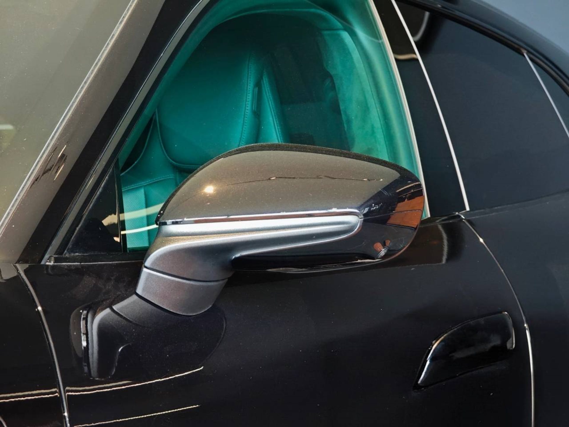 PORSCHE Taycan GTS Sport Turismo-image-12