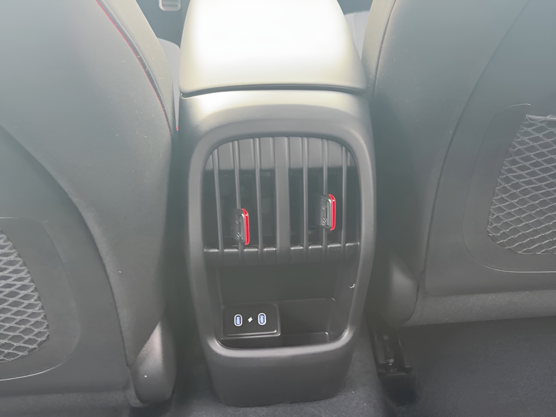 HYUNDAI Kona 1.6 T-GDi N Line 4WD DCT-image-15