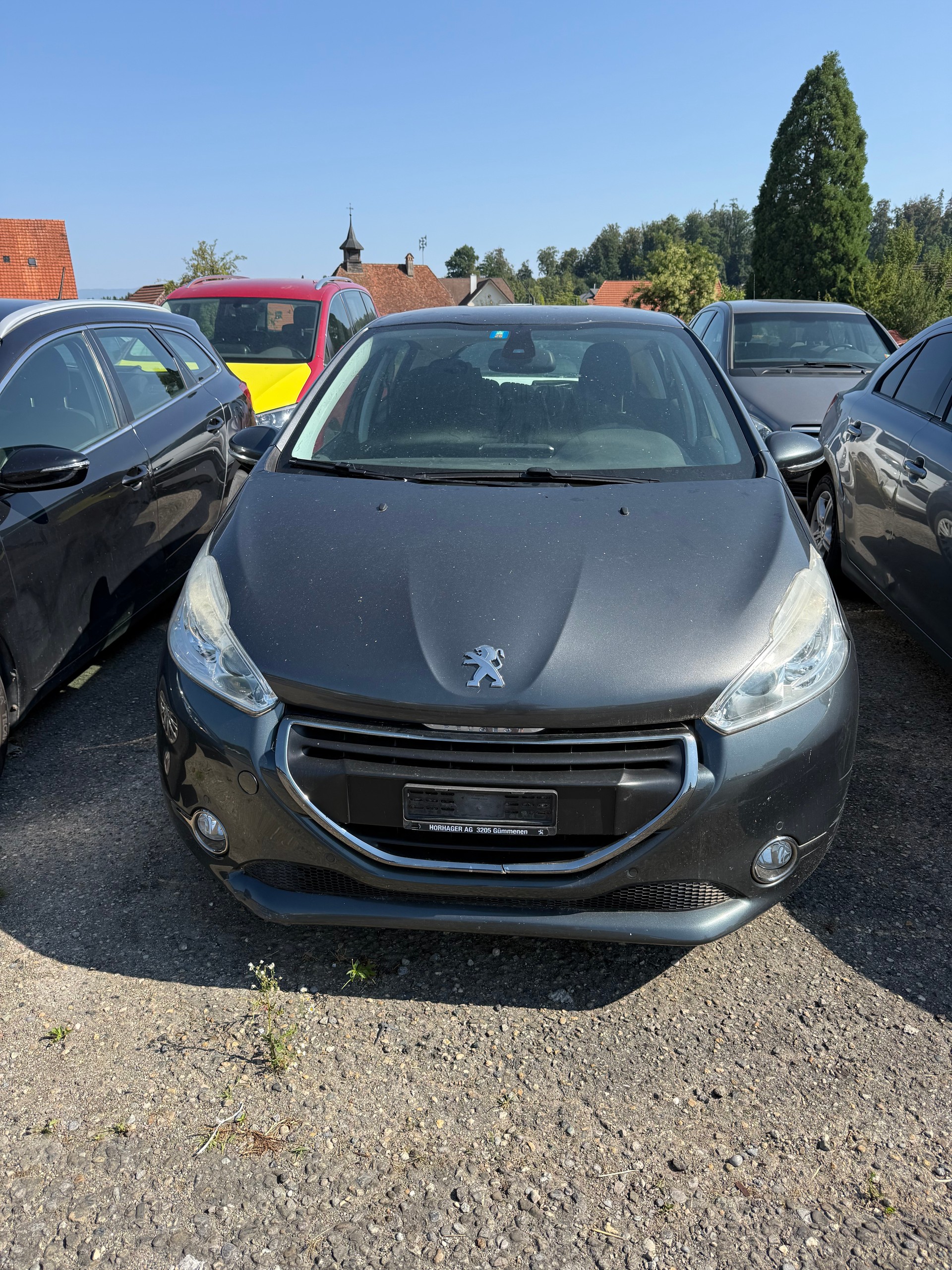 PEUGEOT 208 1.2 THP Allure-image-0