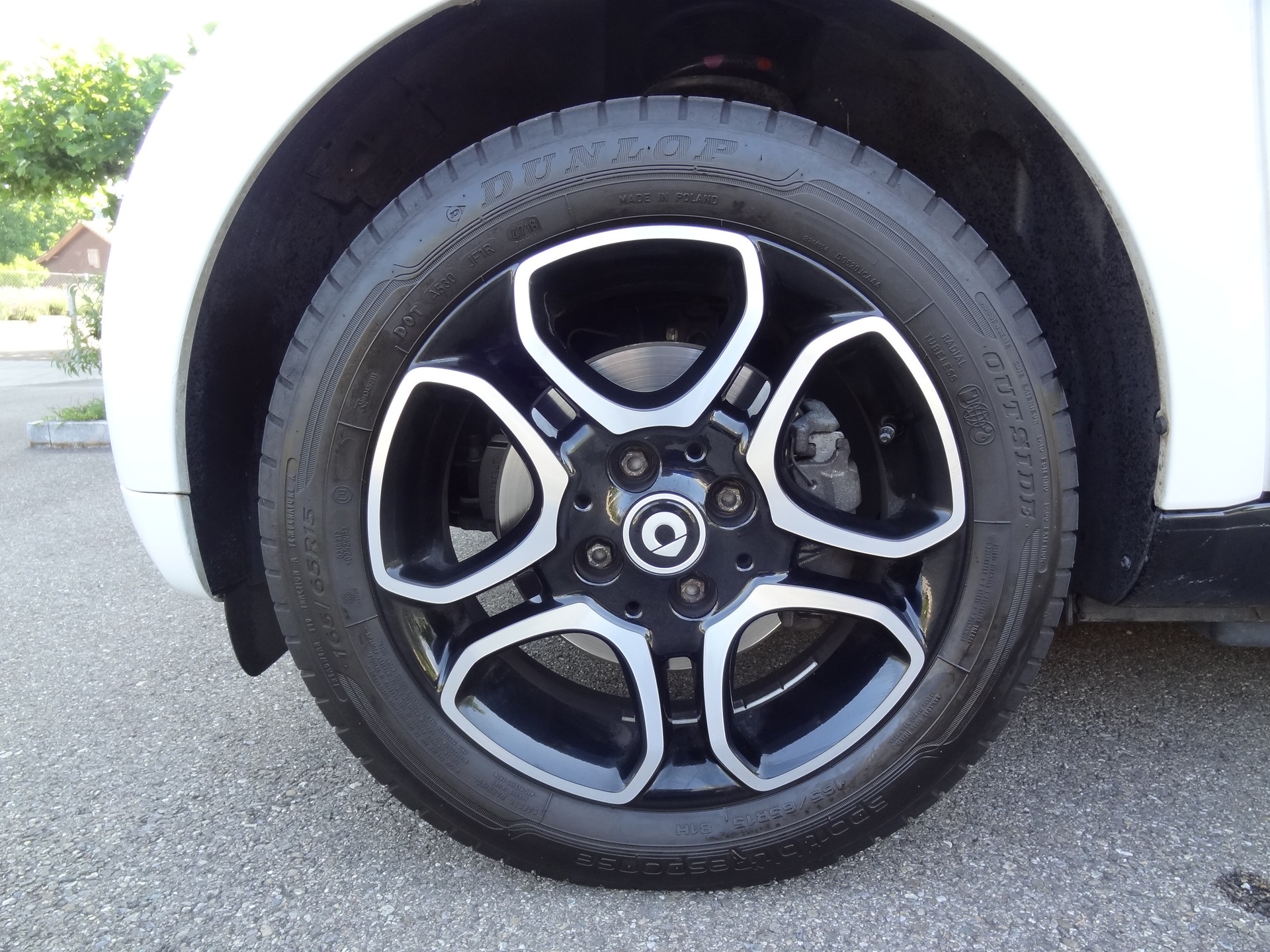 SMART Fortwo Passion Black & White-showroom-element-2