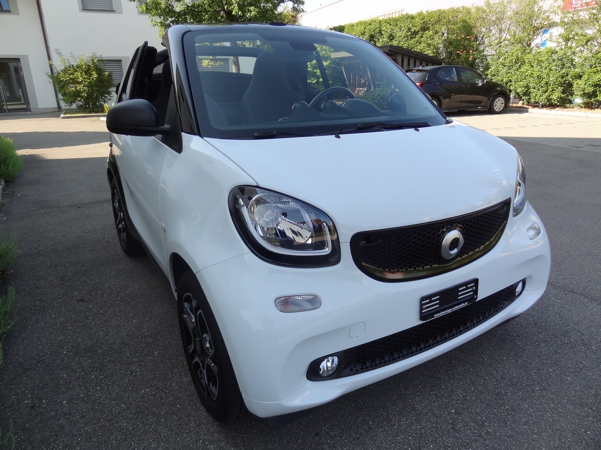 SMART Fortwo Passion Black & White-image-5