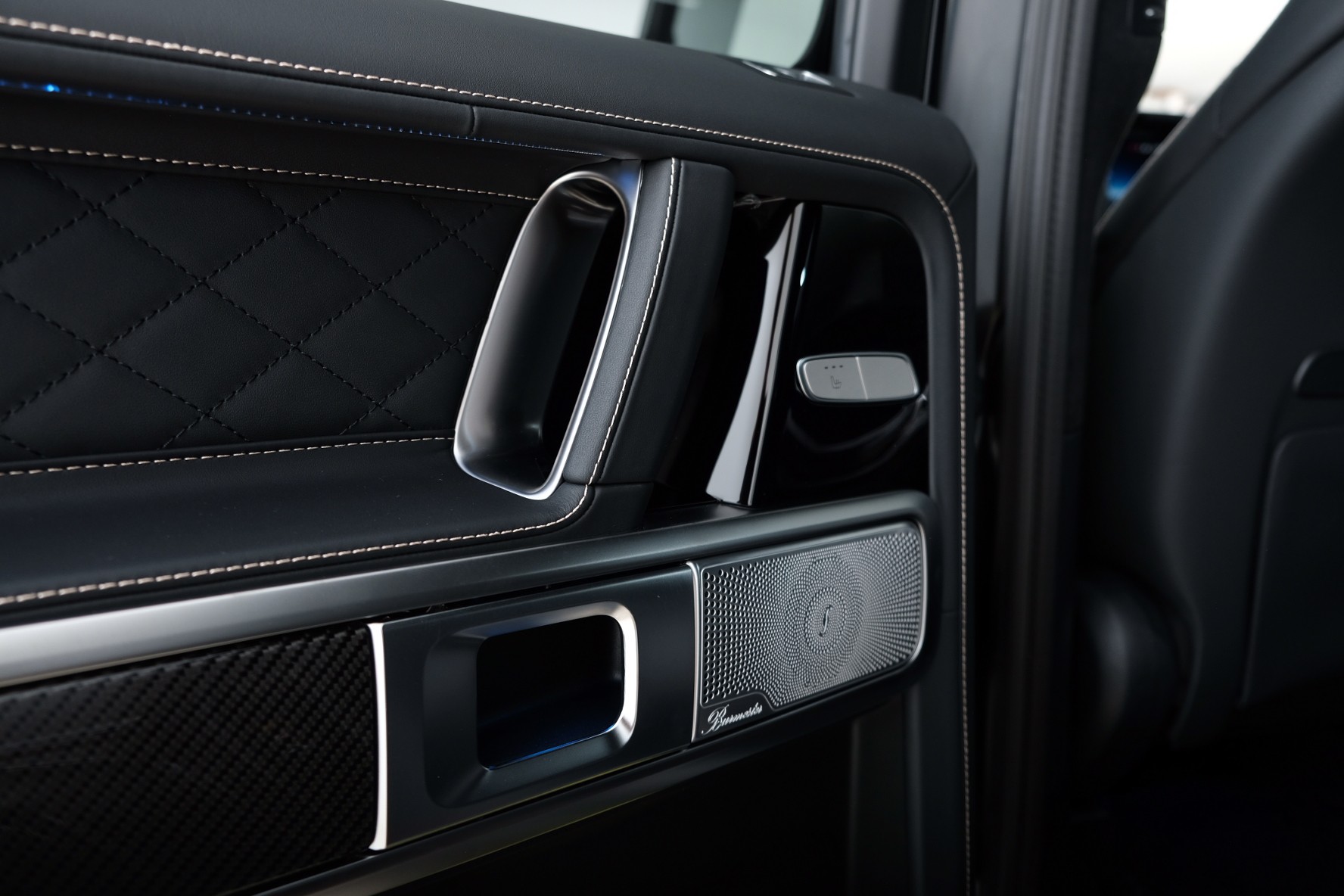 MERCEDES-BENZ G 63 AMG 9G-Tronic-image-15
