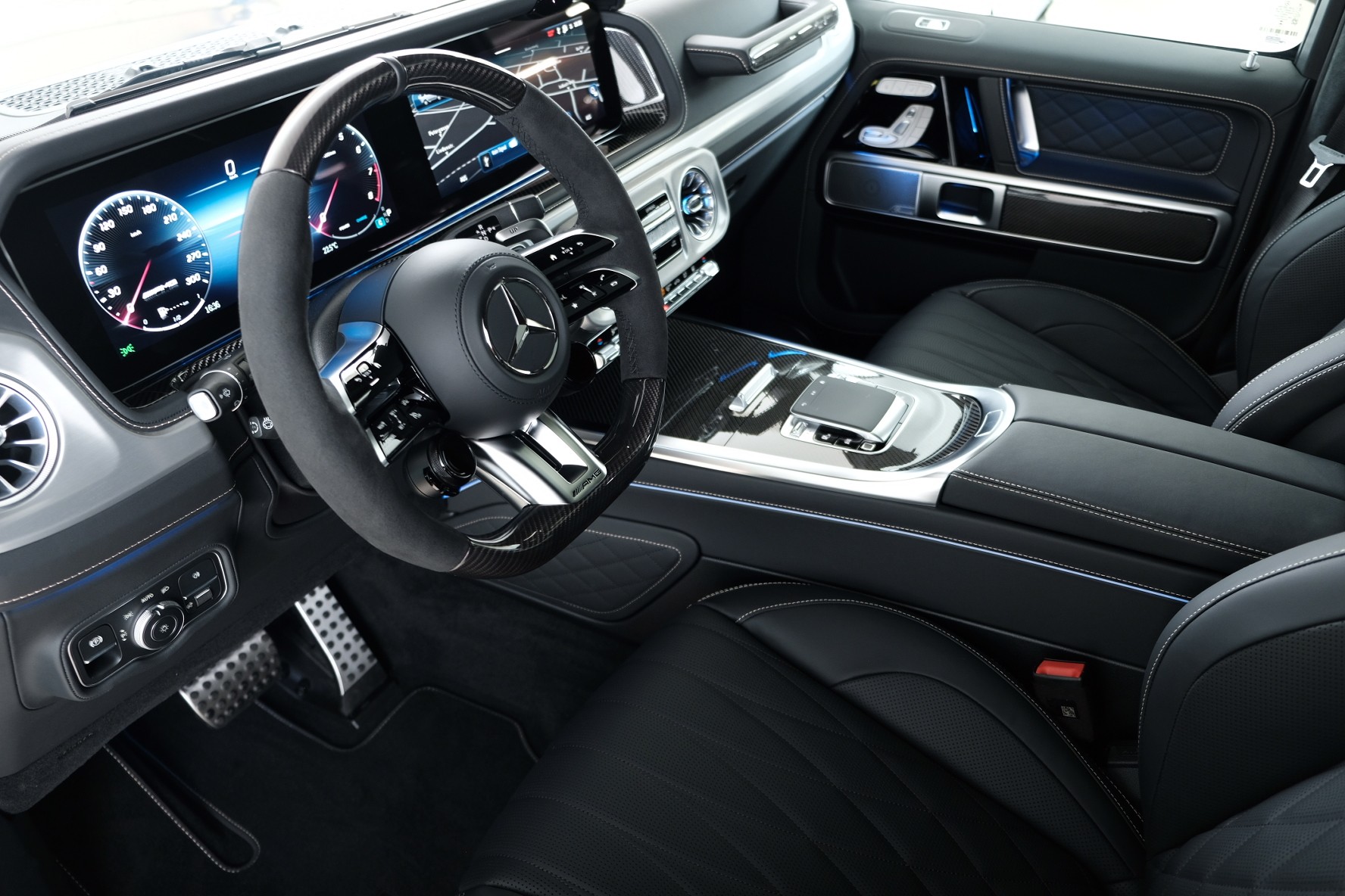 MERCEDES-BENZ G 63 AMG 9G-Tronic-image-10