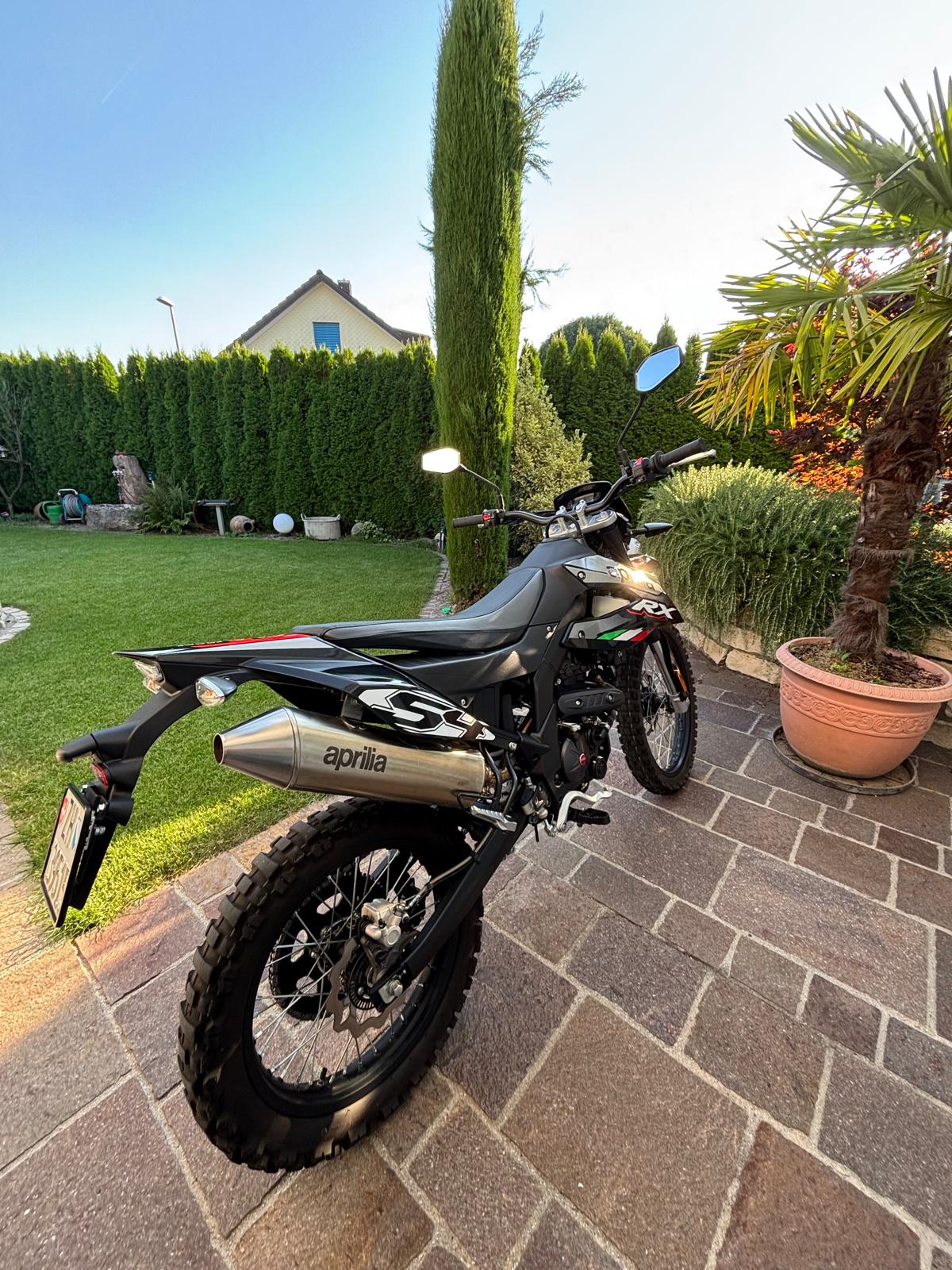 APRILIA RX 125-image-1