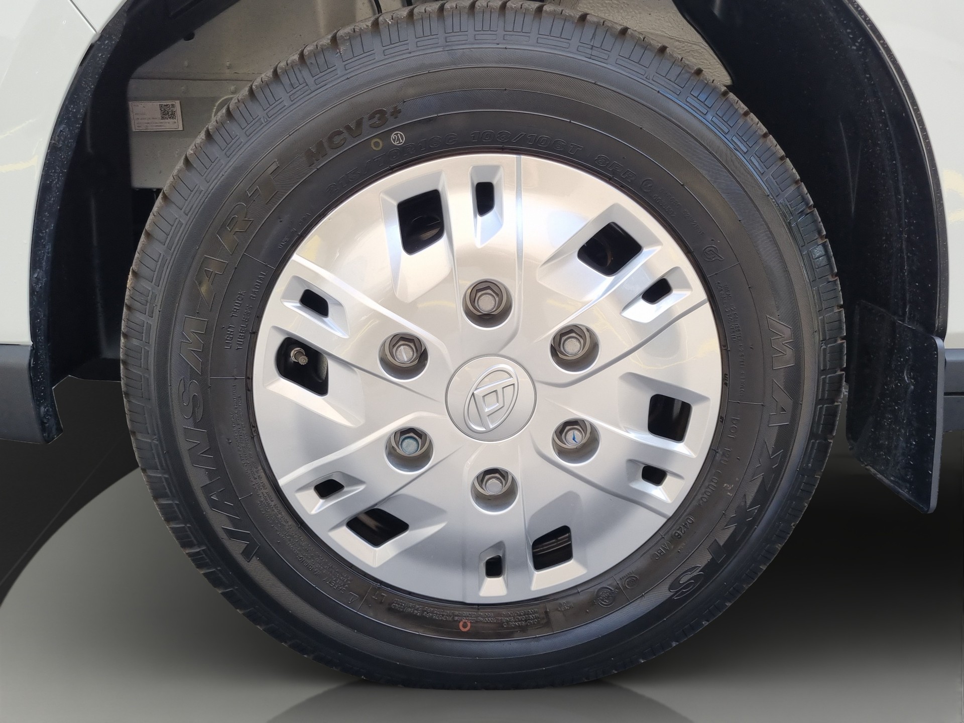 MAXUS eDeliver 7 Kaw. L1 E-Motor Luxury 88kWh AWD-image-14