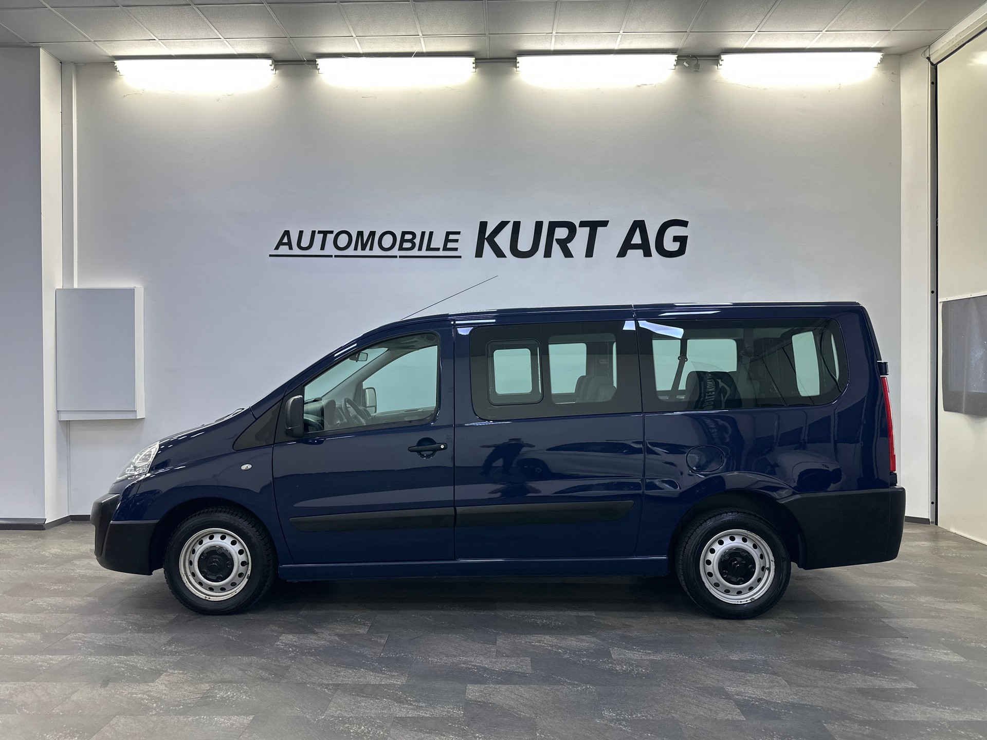 CITROEN Jumpy 2.0 HDi L2H1 Attraction-image-4