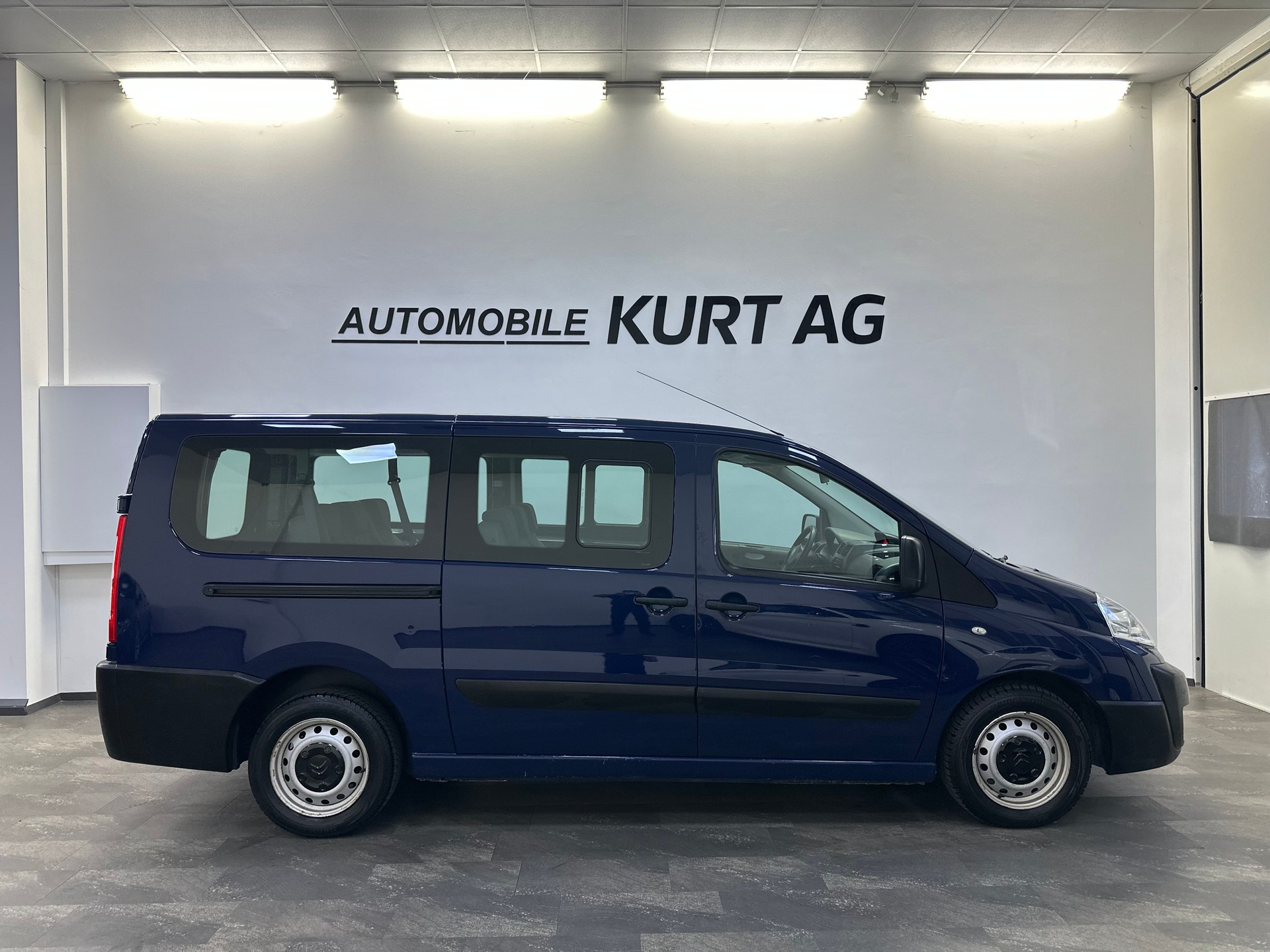 CITROEN Jumpy 2.0 HDi L2H1 Attraction-image-3