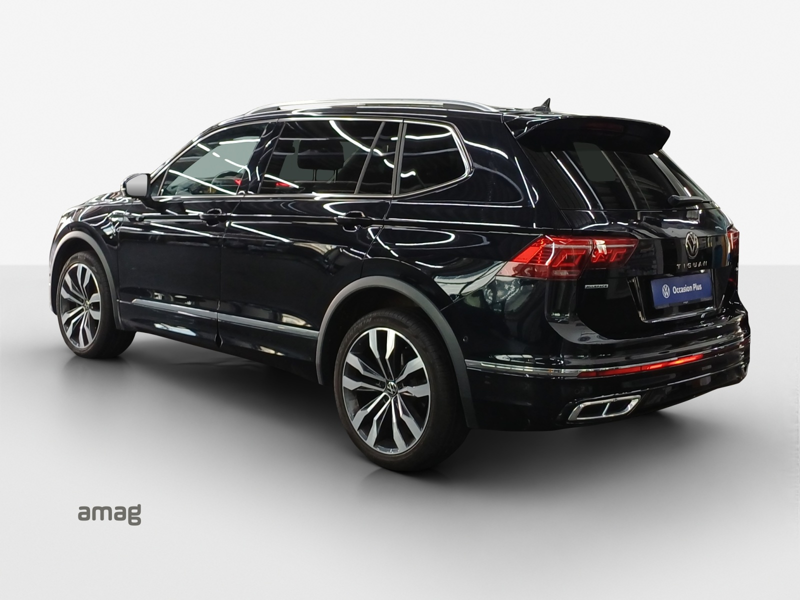VW Tiguan Allspace 2.0TSI R-Line 4Motion DSG-image-2