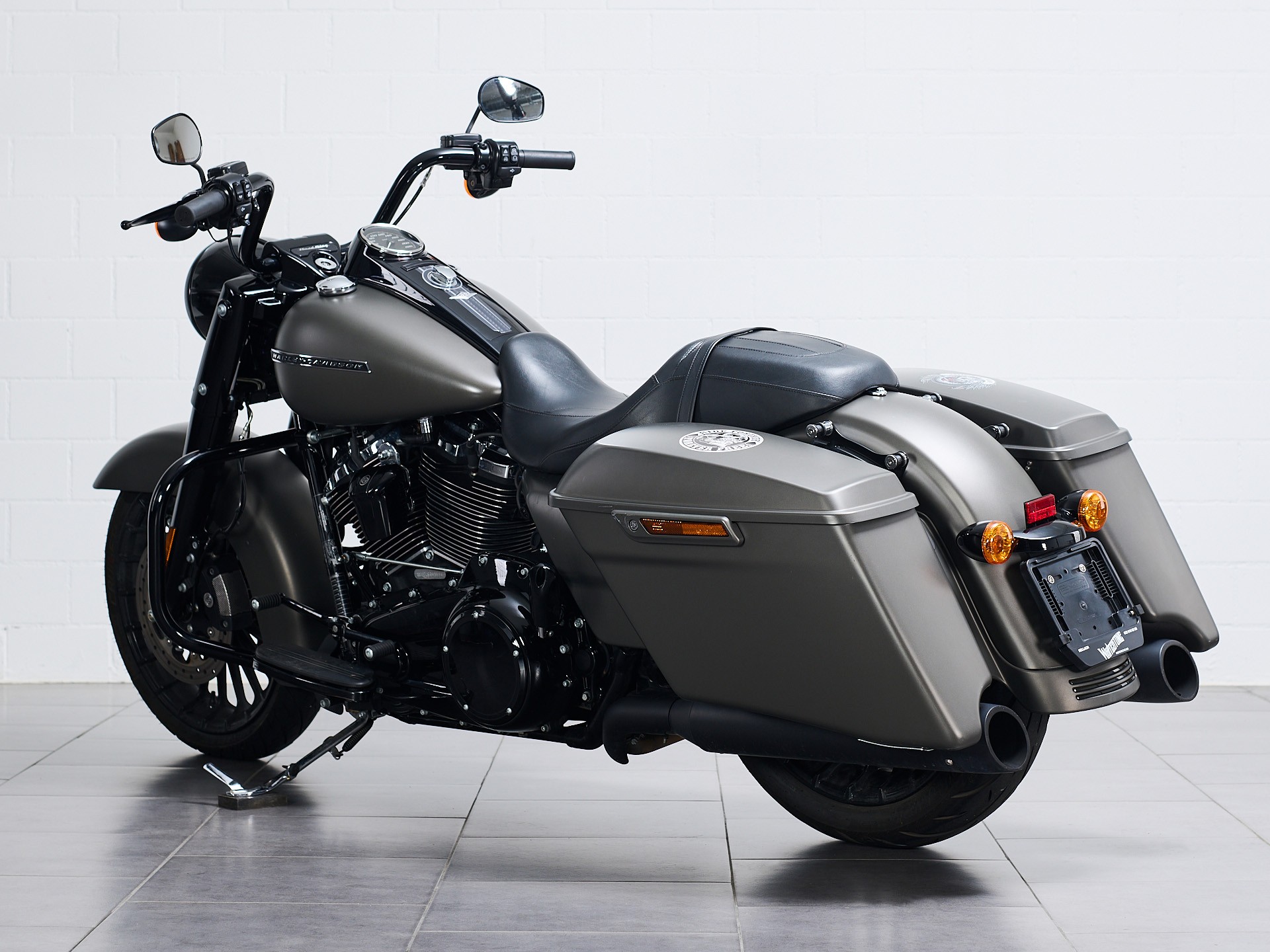 HARLEY-DAVIDSON FLHRXS Road King Special 107 ABS-showroom-element-3