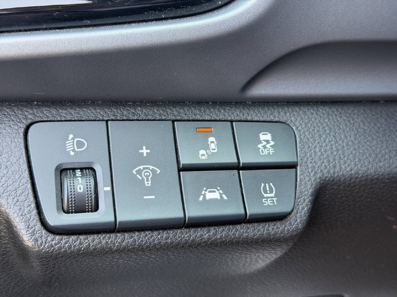 KIA Stonic 1.0 T-GDi-image-12