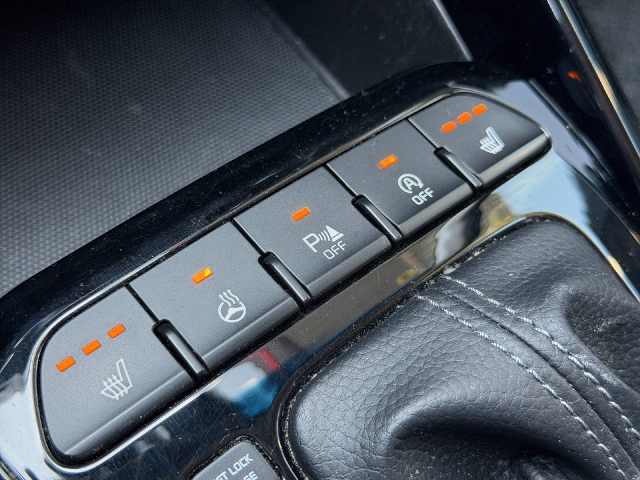 KIA Stonic 1.0 T-GDi-image-10
