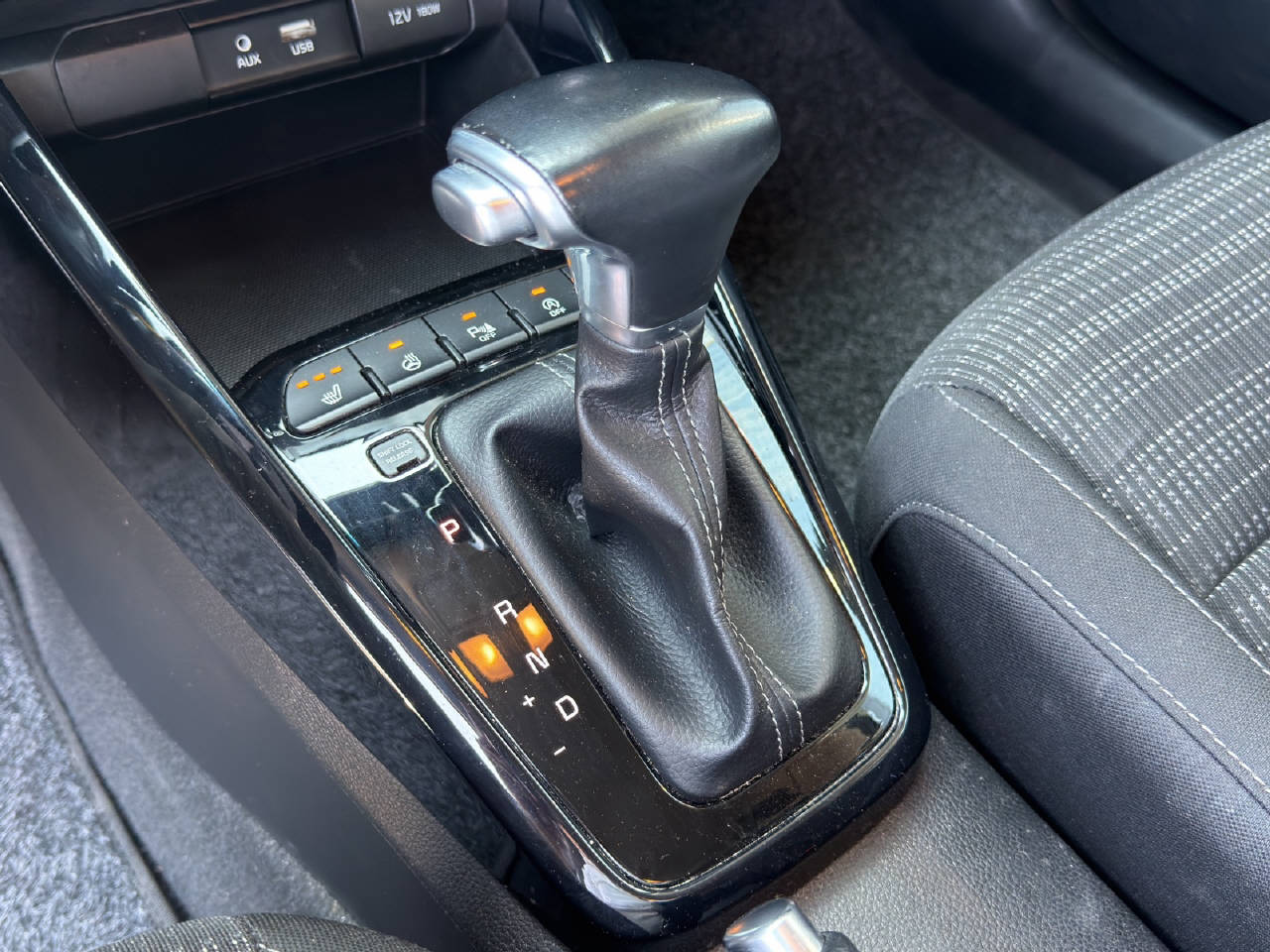KIA Stonic 1.0 T-GDi-image-7