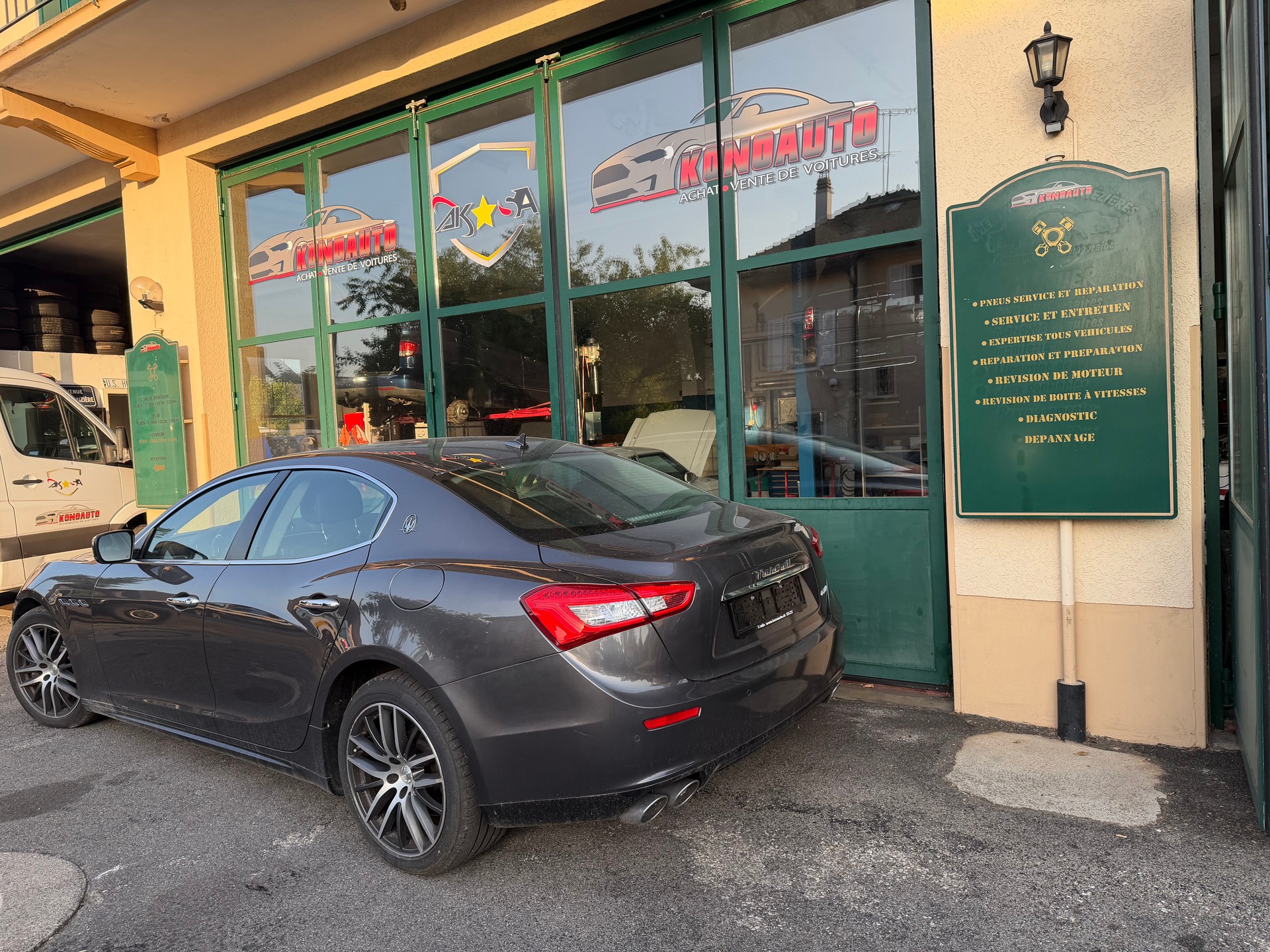 MASERATI Ghibli D 3.0 V6 Automatica-image-0