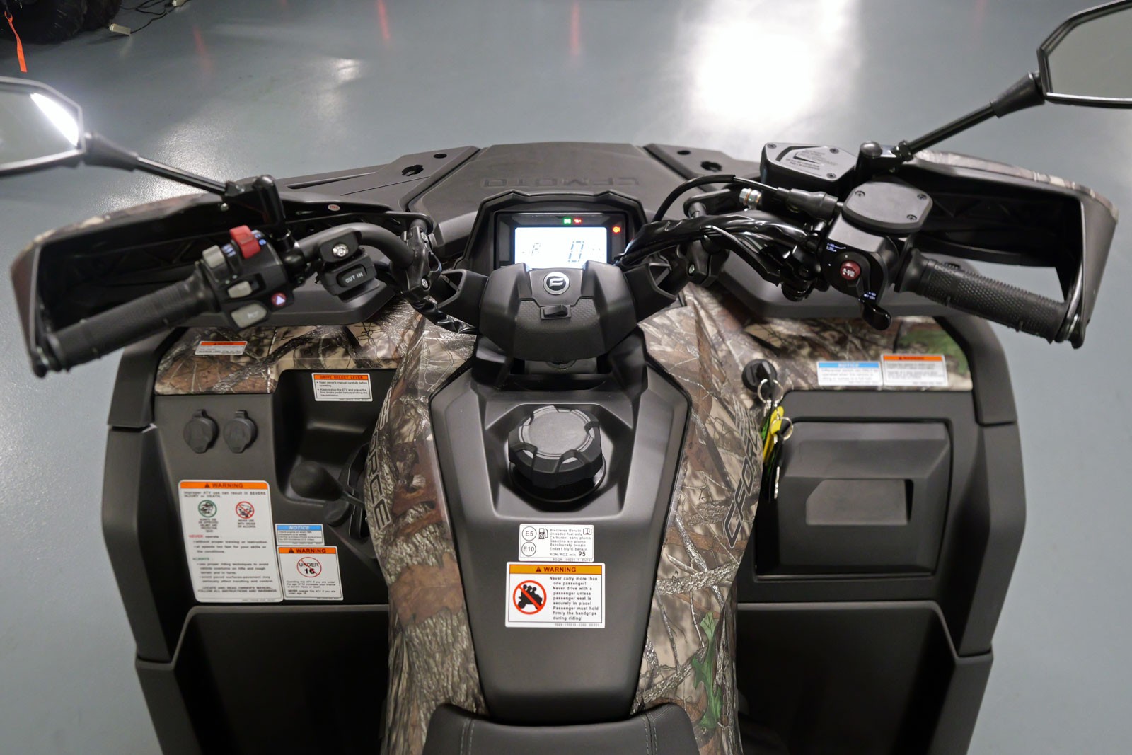 CF MOTO C Force 625 DLXEPS 4x4-image-15