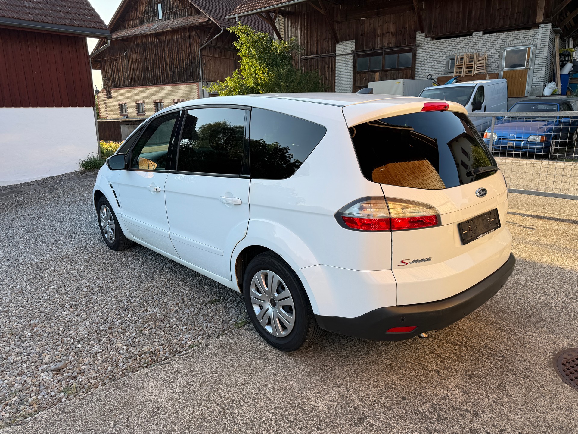 FORD S-Max 2.3i Ambiente Automatic-image-5