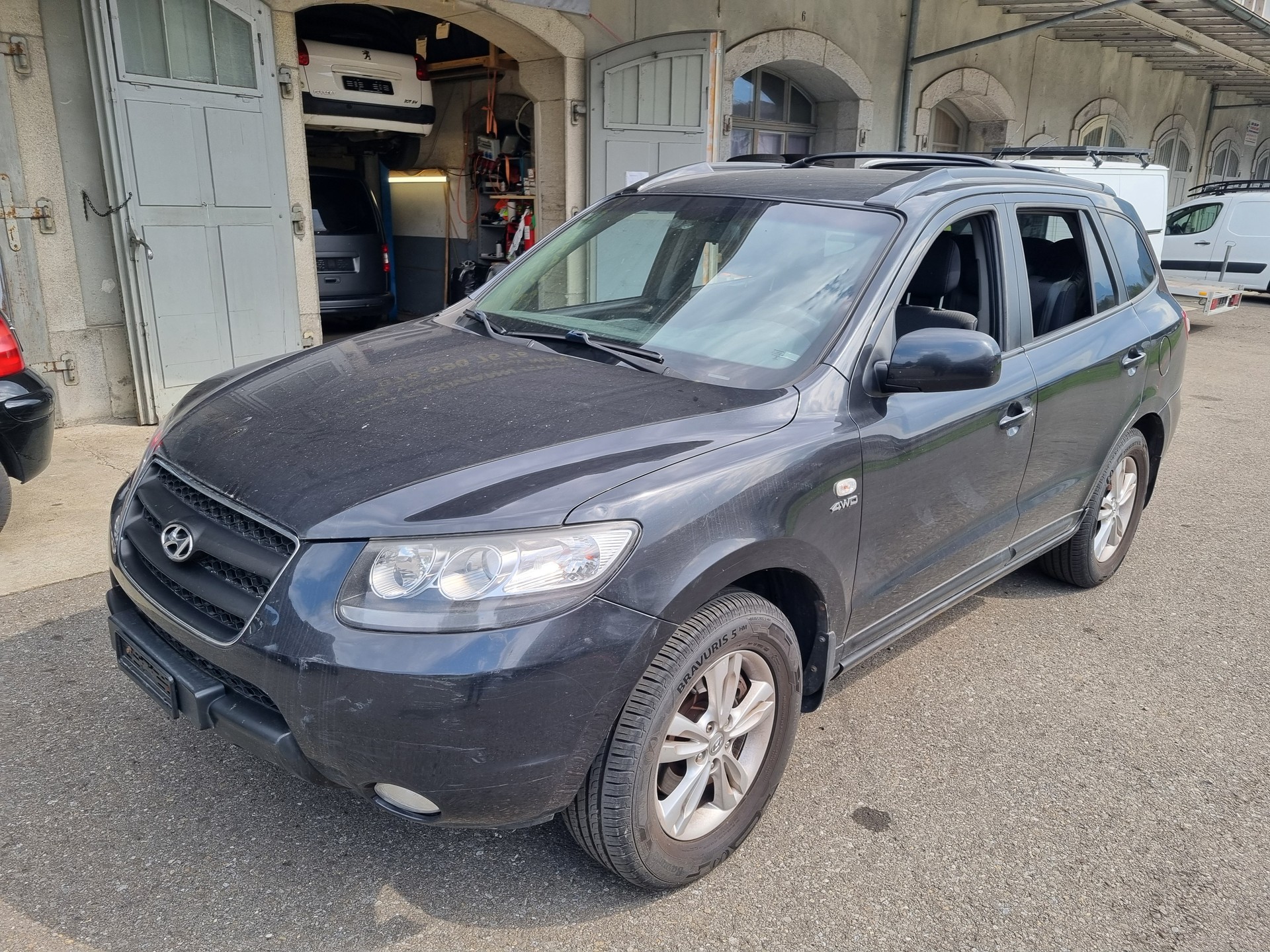 HYUNDAI Santa Fe 2.2 CRDi Comfort 4WD-image-0
