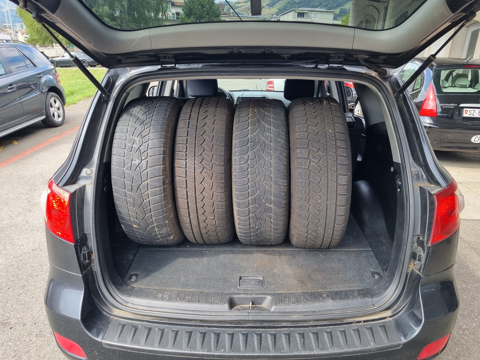 HYUNDAI Santa Fe 2.2 CRDi Comfort 4WD-image-6