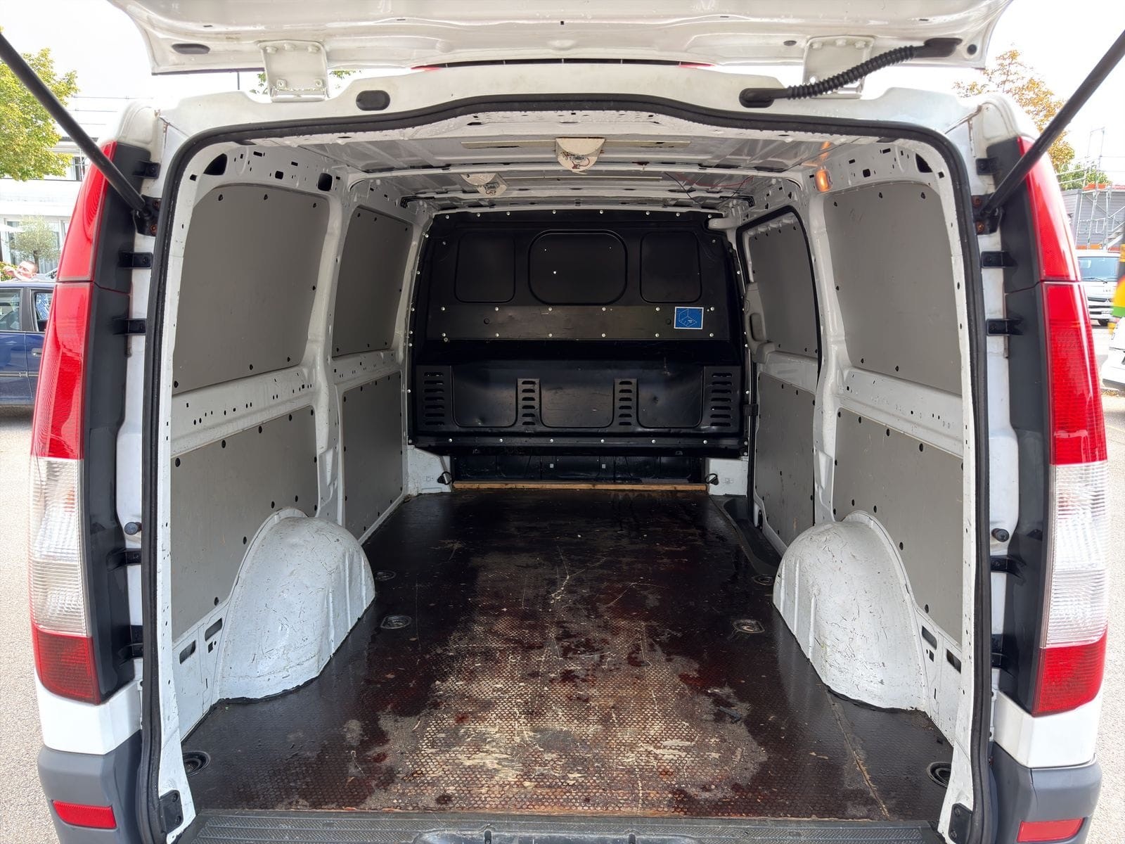 MERCEDES-BENZ Vito 116 CDI Blue Efficiency A-image-11