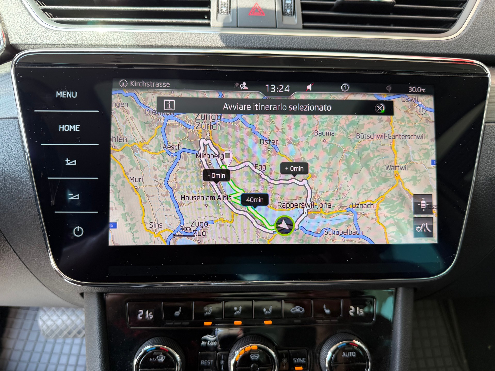 SKODA Superb Combi 2.0 TDi SportLine 4x4 DSG-image-7