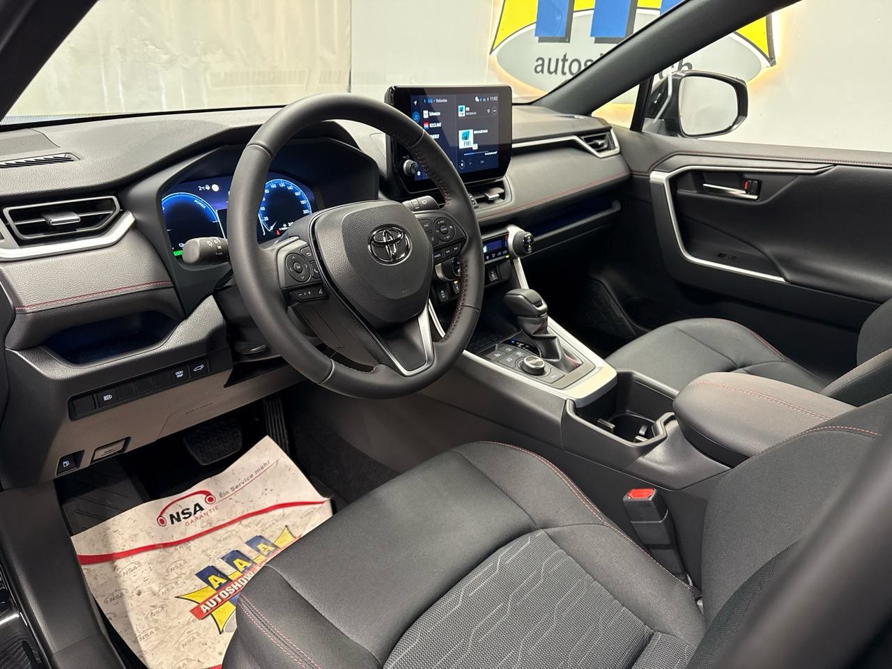 TOYOTA RAV-4 2.5 PHEV Advance e-CVT 4WD 300HP-showroom-element-2