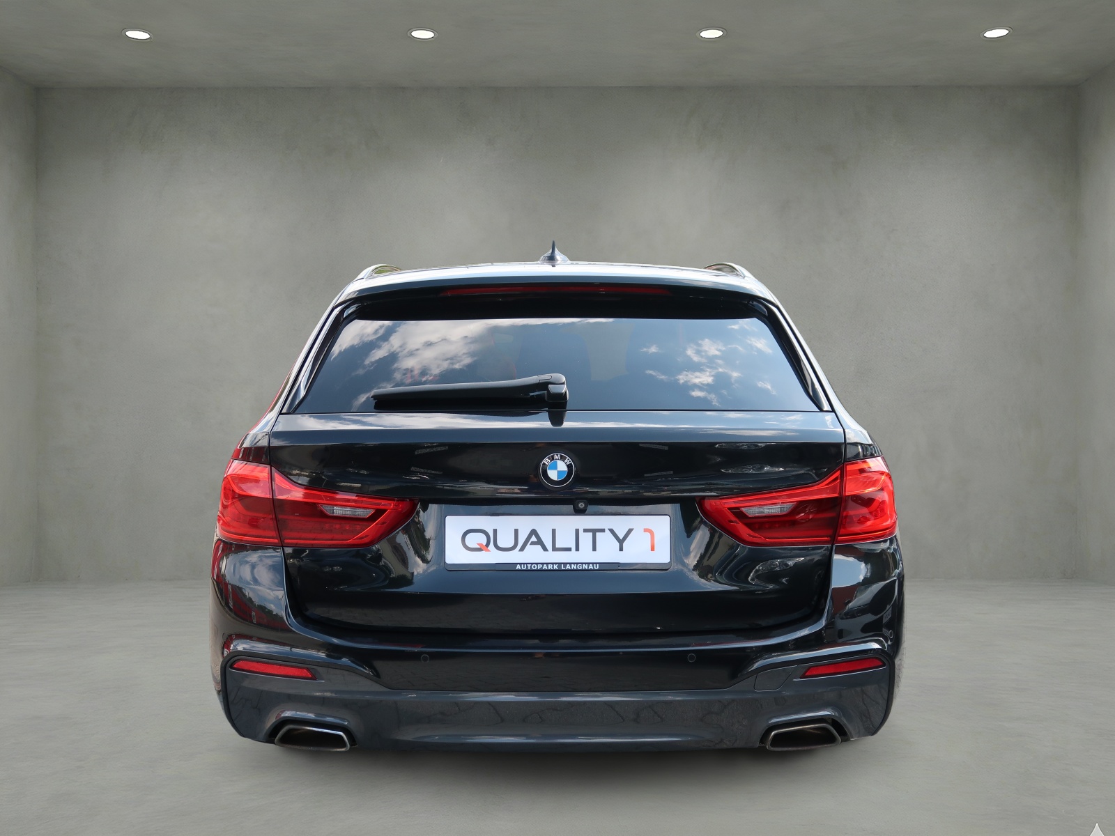 BMW 530d Touring M-Paket-image-5