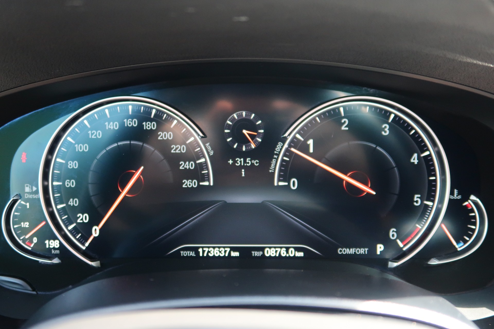 BMW 530d Touring M-Paket-image-14
