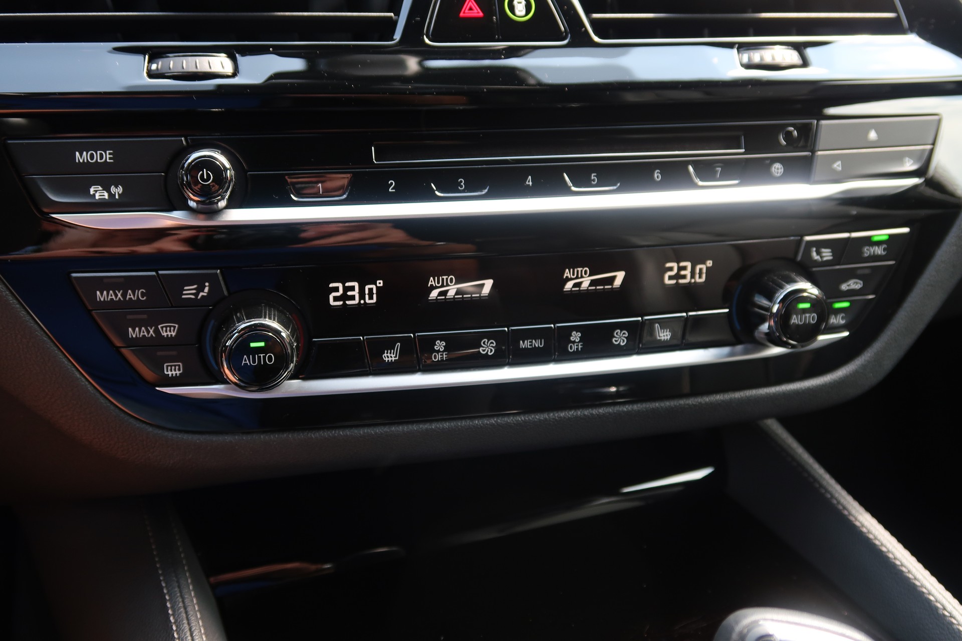 BMW 530d Touring M-Paket-image-17