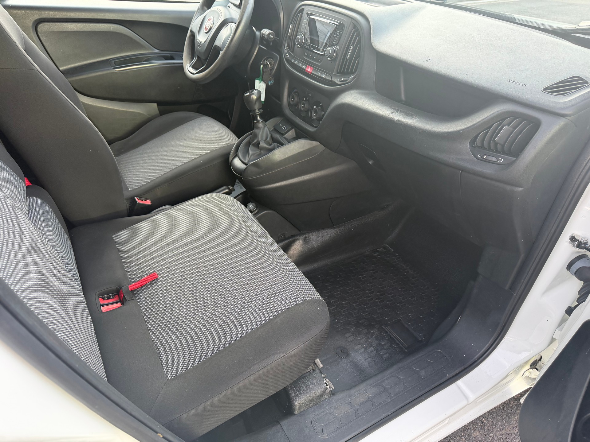 FIAT Doblò 1.4 MPI Cargo Swiss-image-12