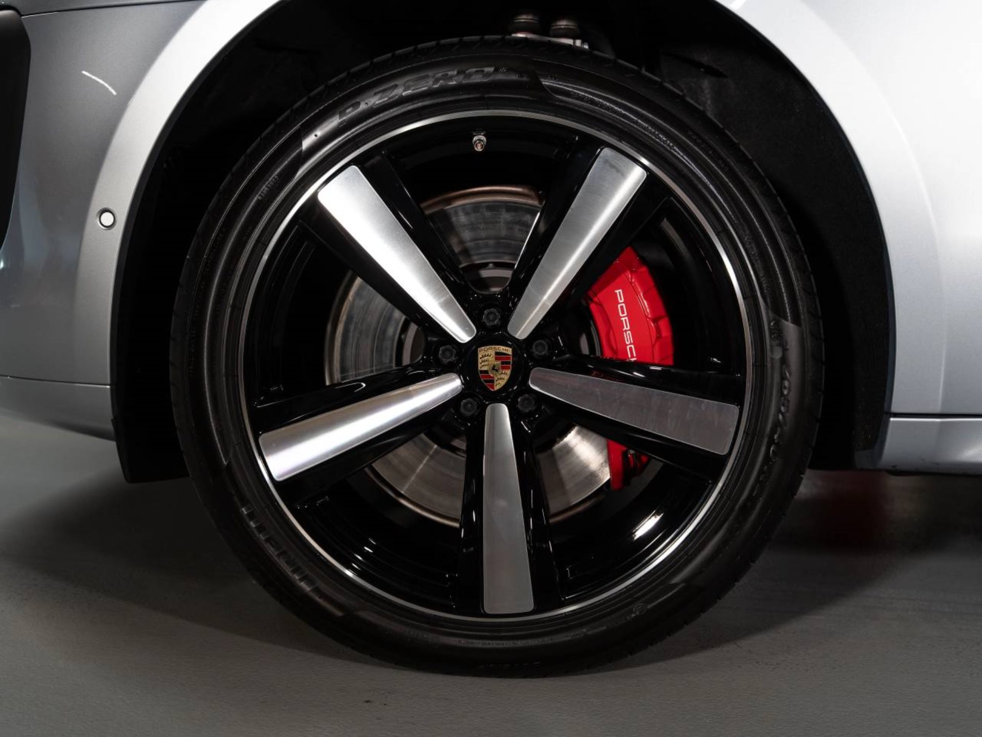 PORSCHE Macan GTS-image-17