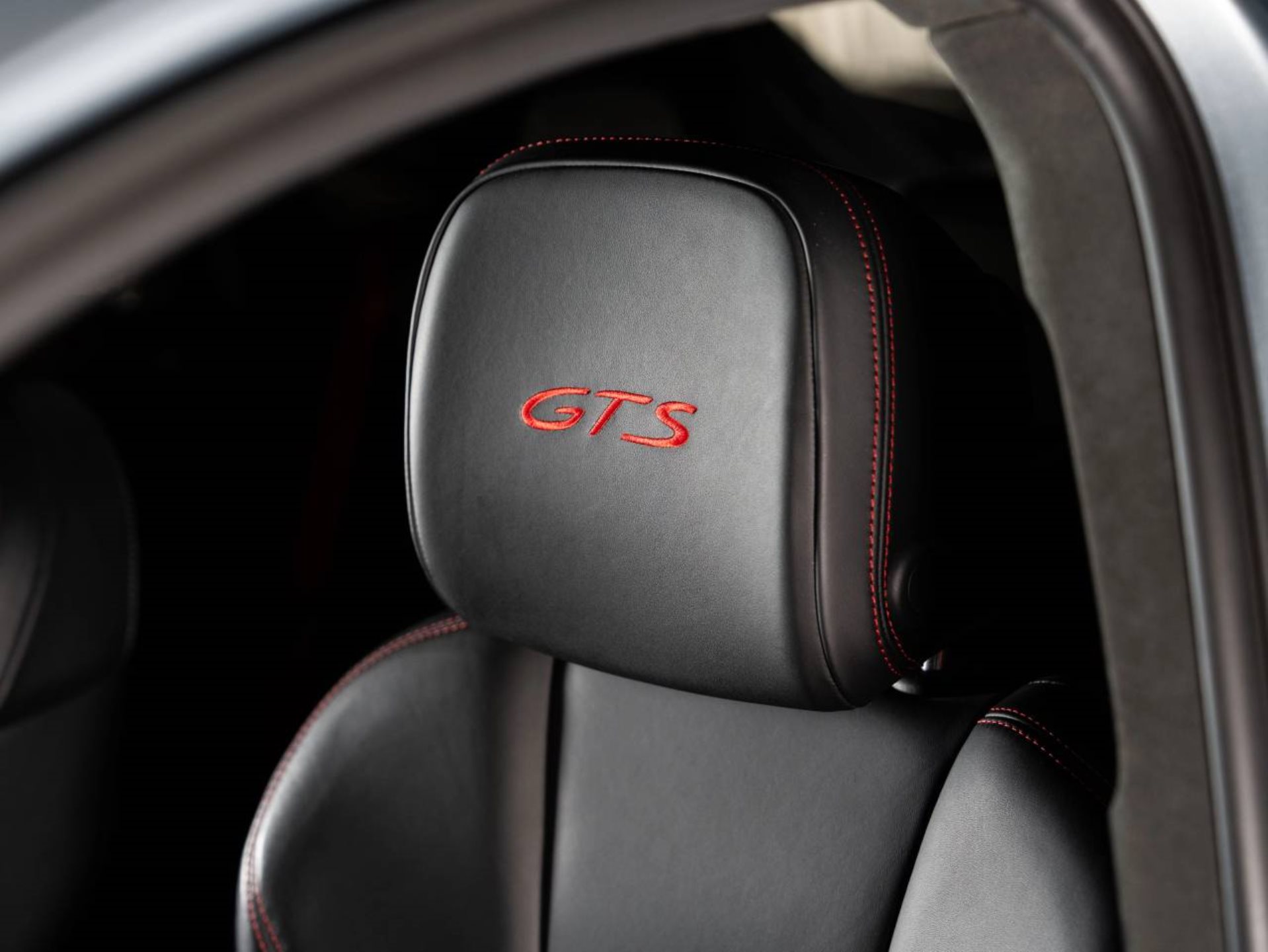 PORSCHE Macan GTS-image-20