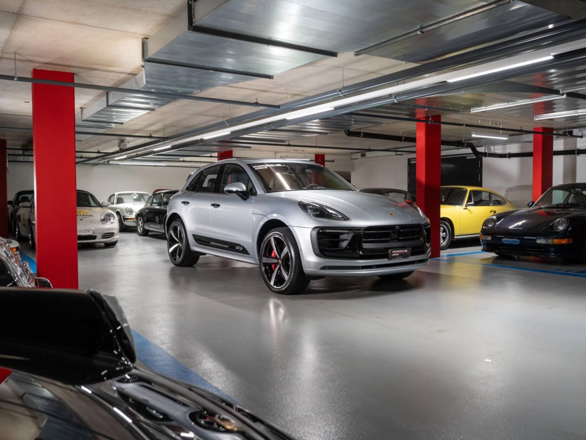 PORSCHE Macan GTS-image-2