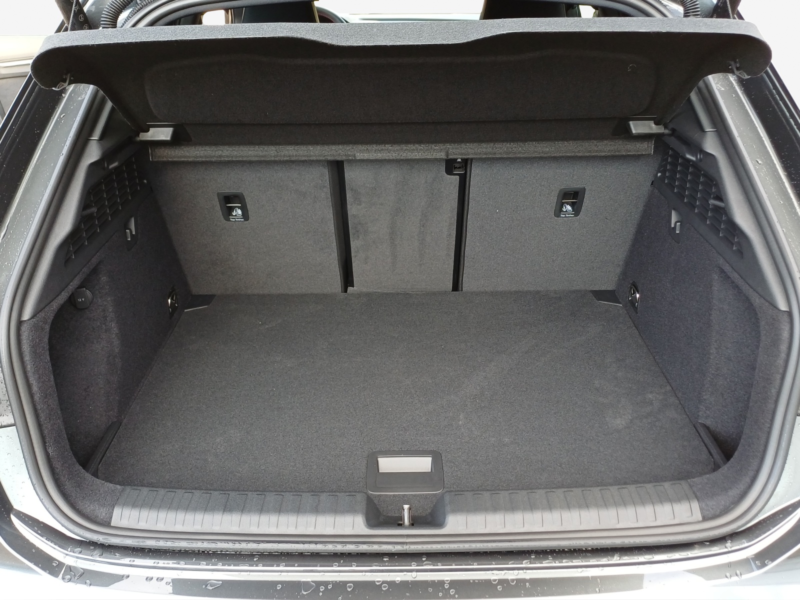 AUDI S3 Sportback TFSI quattro S-tronic-image-12