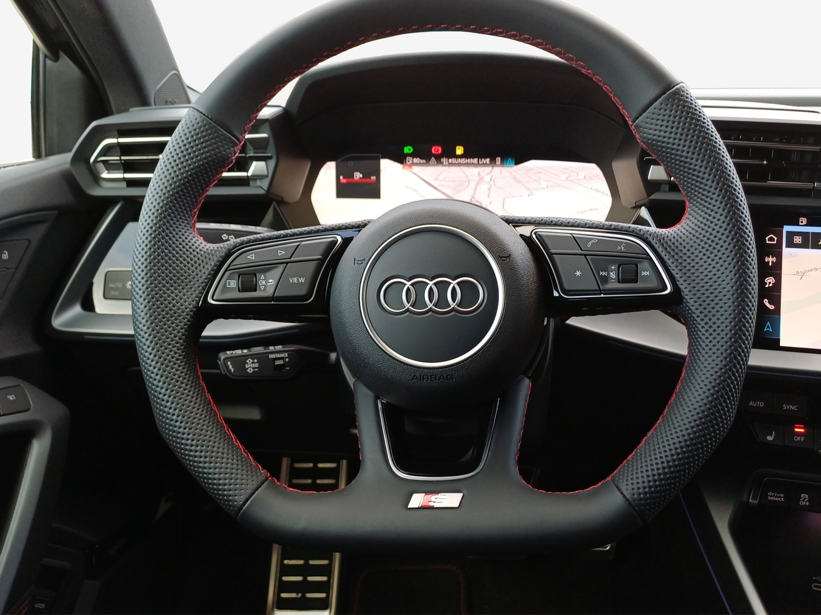 AUDI S3 Sportback TFSI quattro S-tronic-image-9