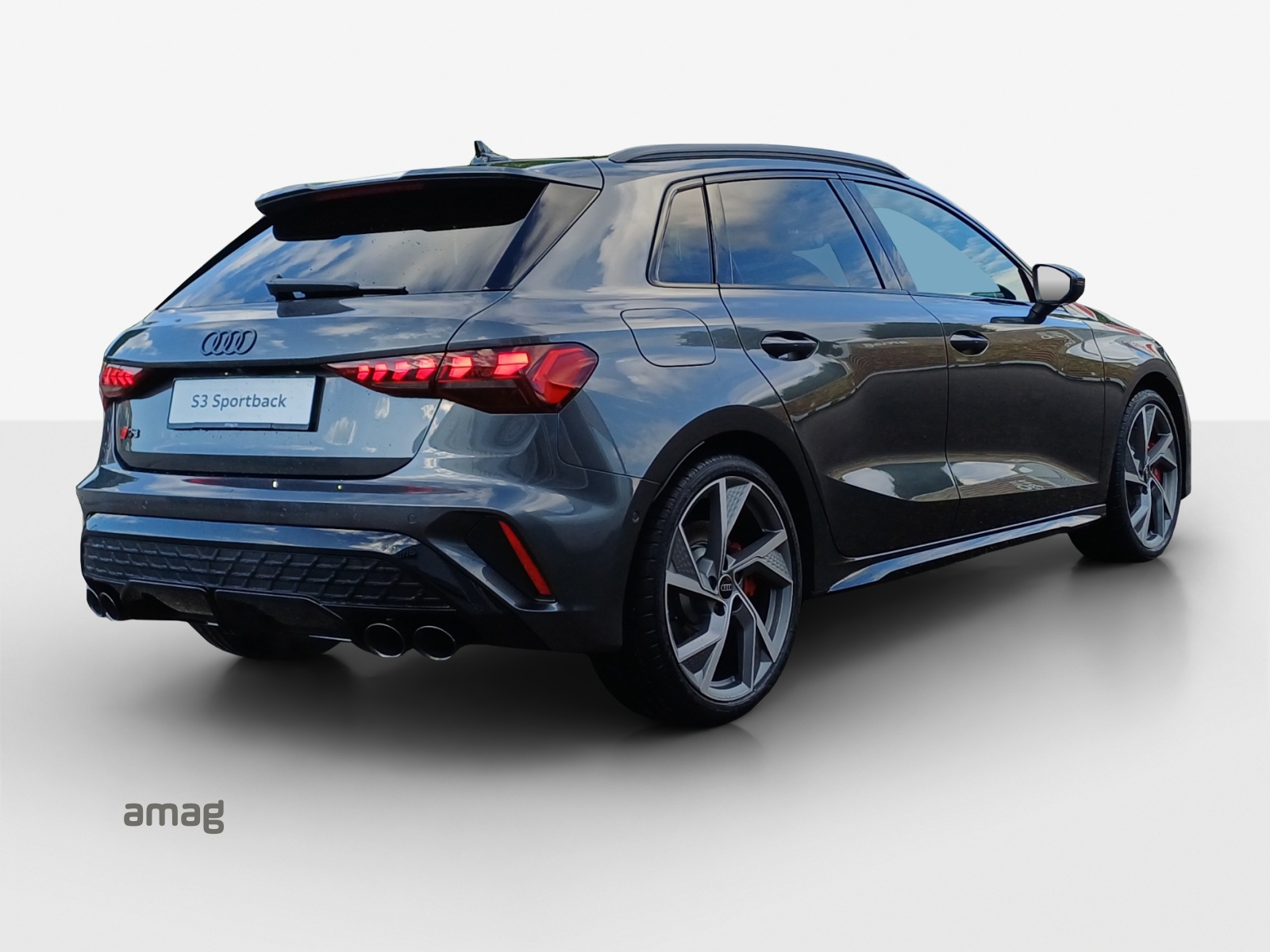 AUDI S3 Sportback TFSI quattro S-tronic-image-4