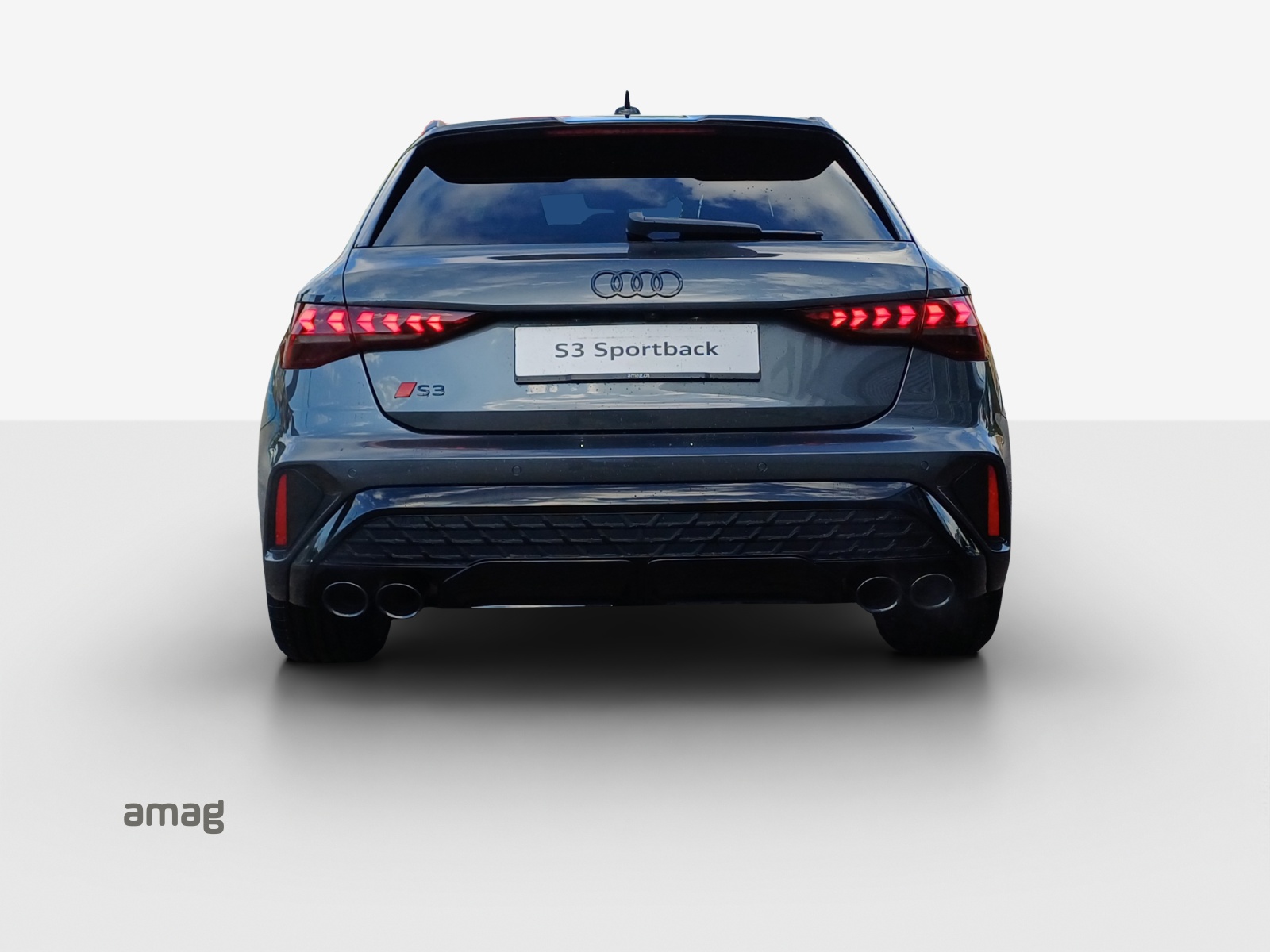 AUDI S3 Sportback TFSI quattro S-tronic-image-3