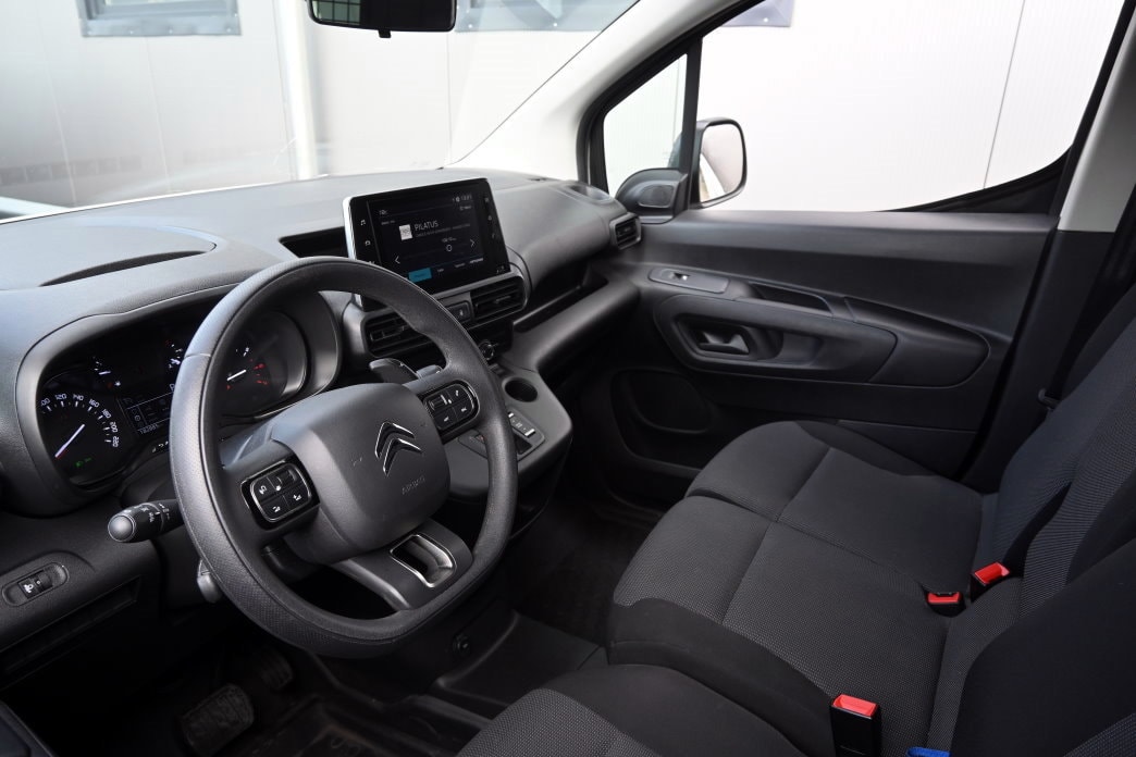 CITROEN Berlingo Van 1.2 Pure Tech 130 s/s Club EAT8 1000kg-image-9