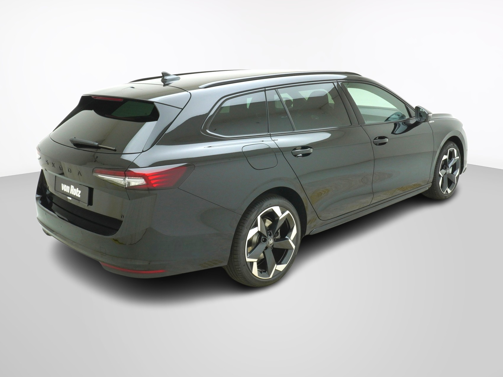 SKODA Superb 1.5 TSI Plug-in-Hybrid Sportline DSG-image-5