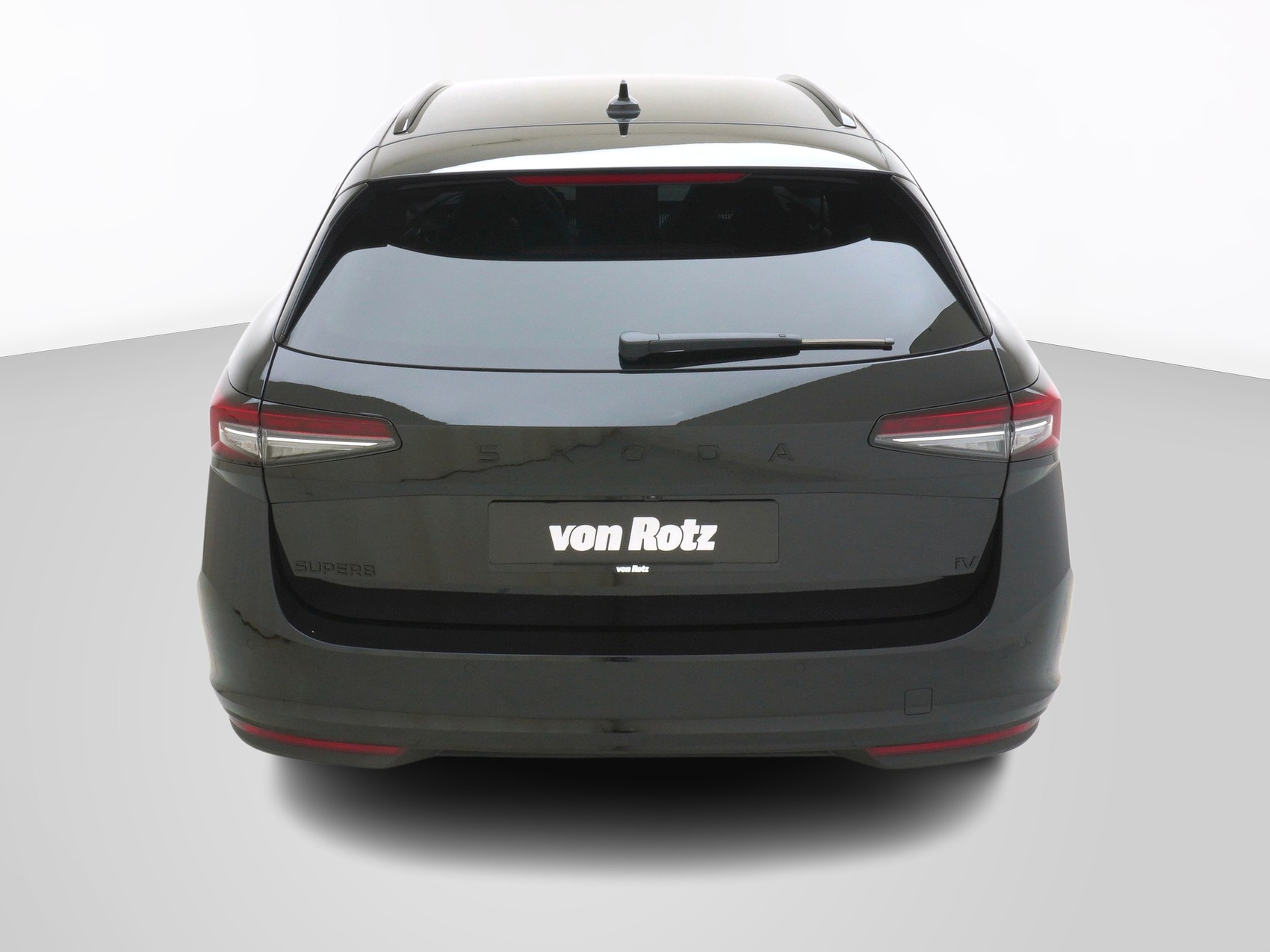 SKODA Superb 1.5 TSI Plug-in-Hybrid Sportline DSG-image-2