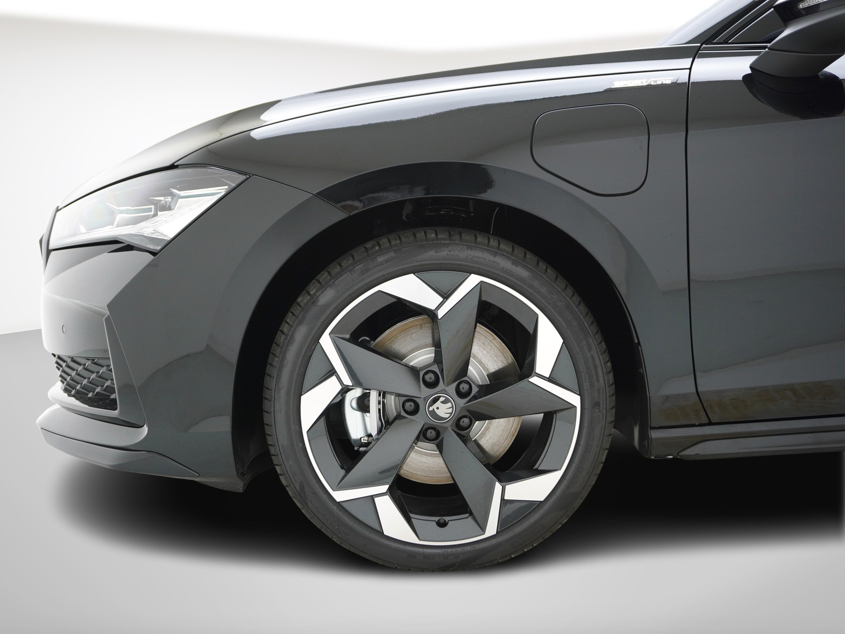 SKODA Superb 1.5 TSI Plug-in-Hybrid Sportline DSG-image-9