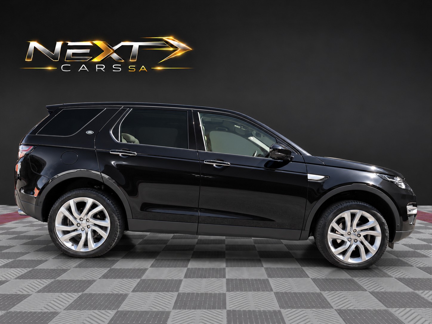 LAND ROVER Discovery Sport 2.0 Si4 HSE Luxury AT9-image-4