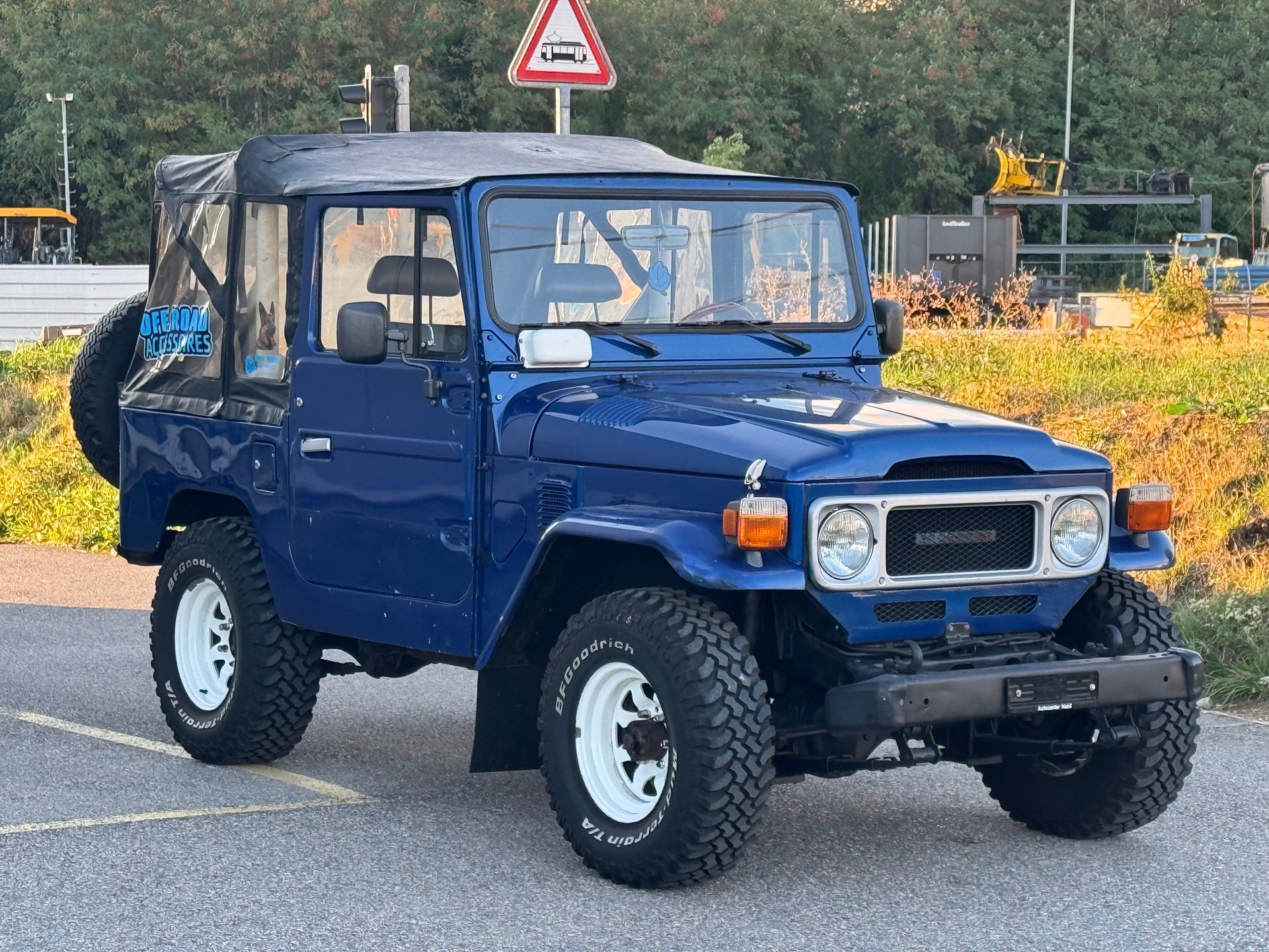 TOYOTA FJ 40-image-2
