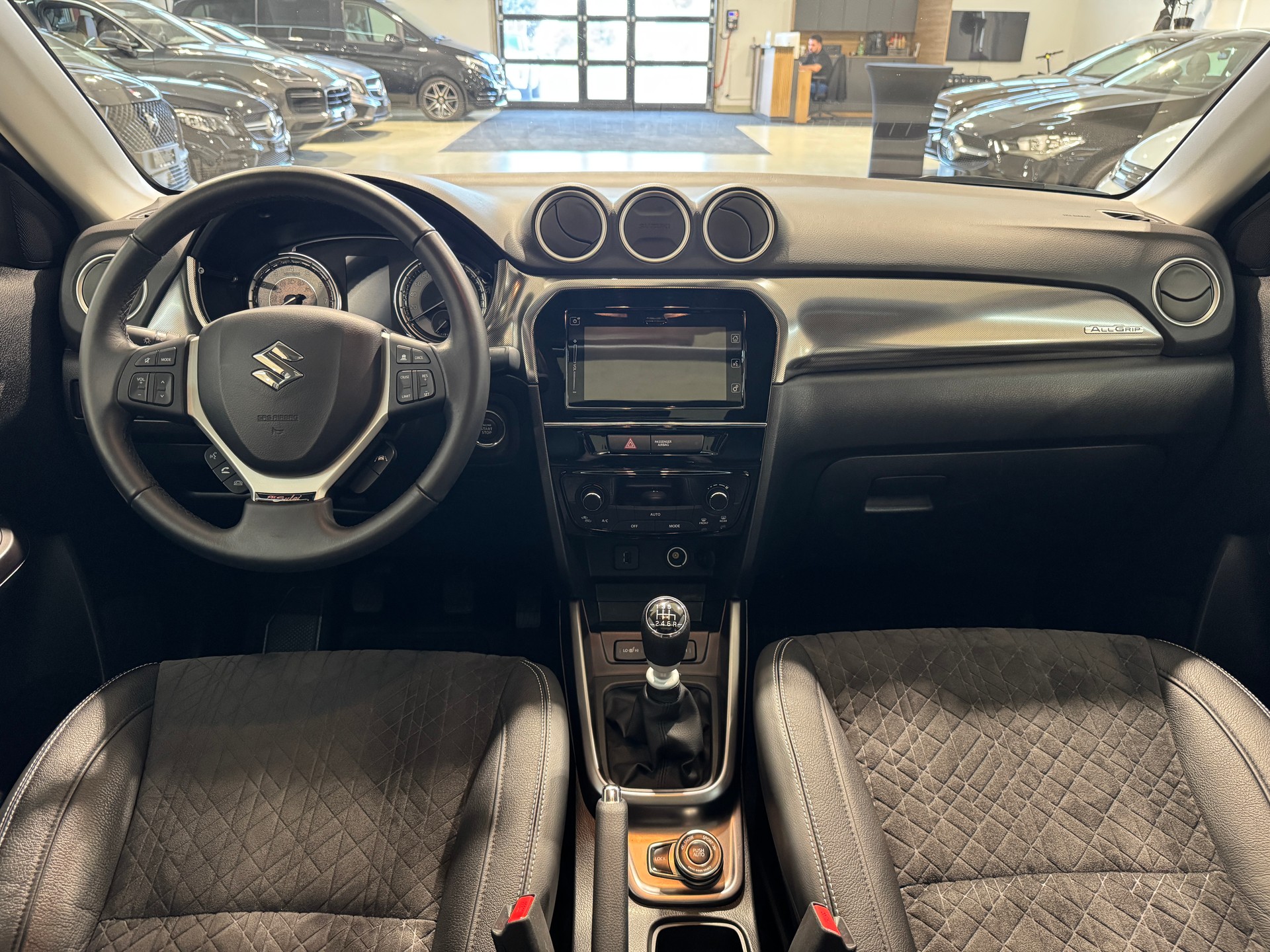 SUZUKI Vitara 1.4 Boosterjet Piz Sulai Top Hybrid-image-13