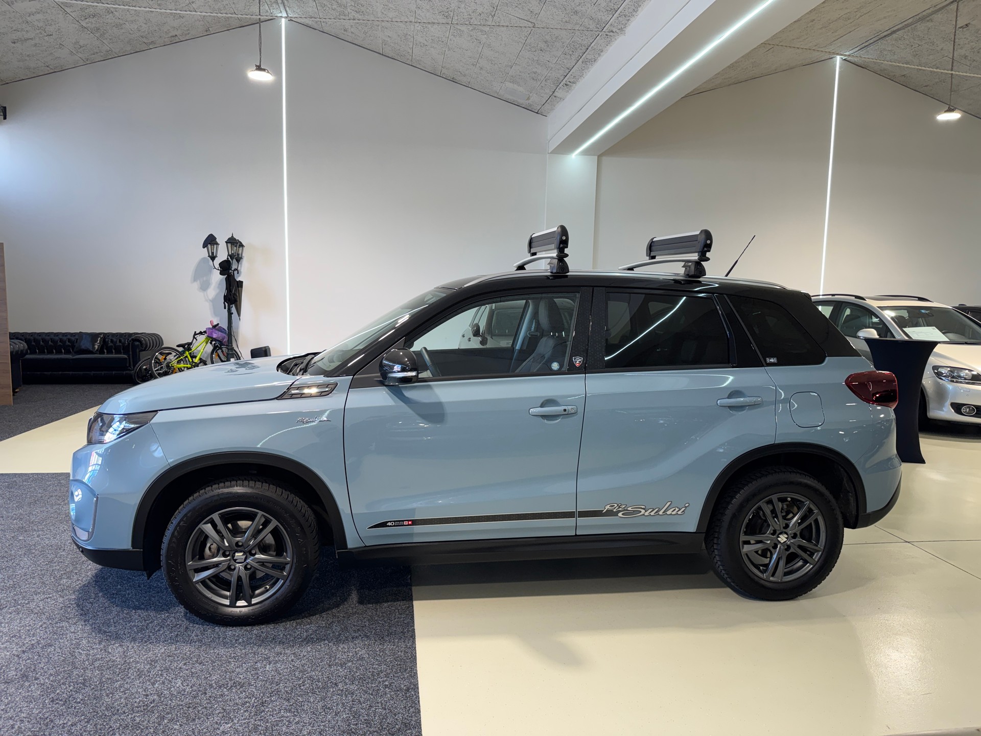 SUZUKI Vitara 1.4 Boosterjet Piz Sulai Top Hybrid-showroom-element-3