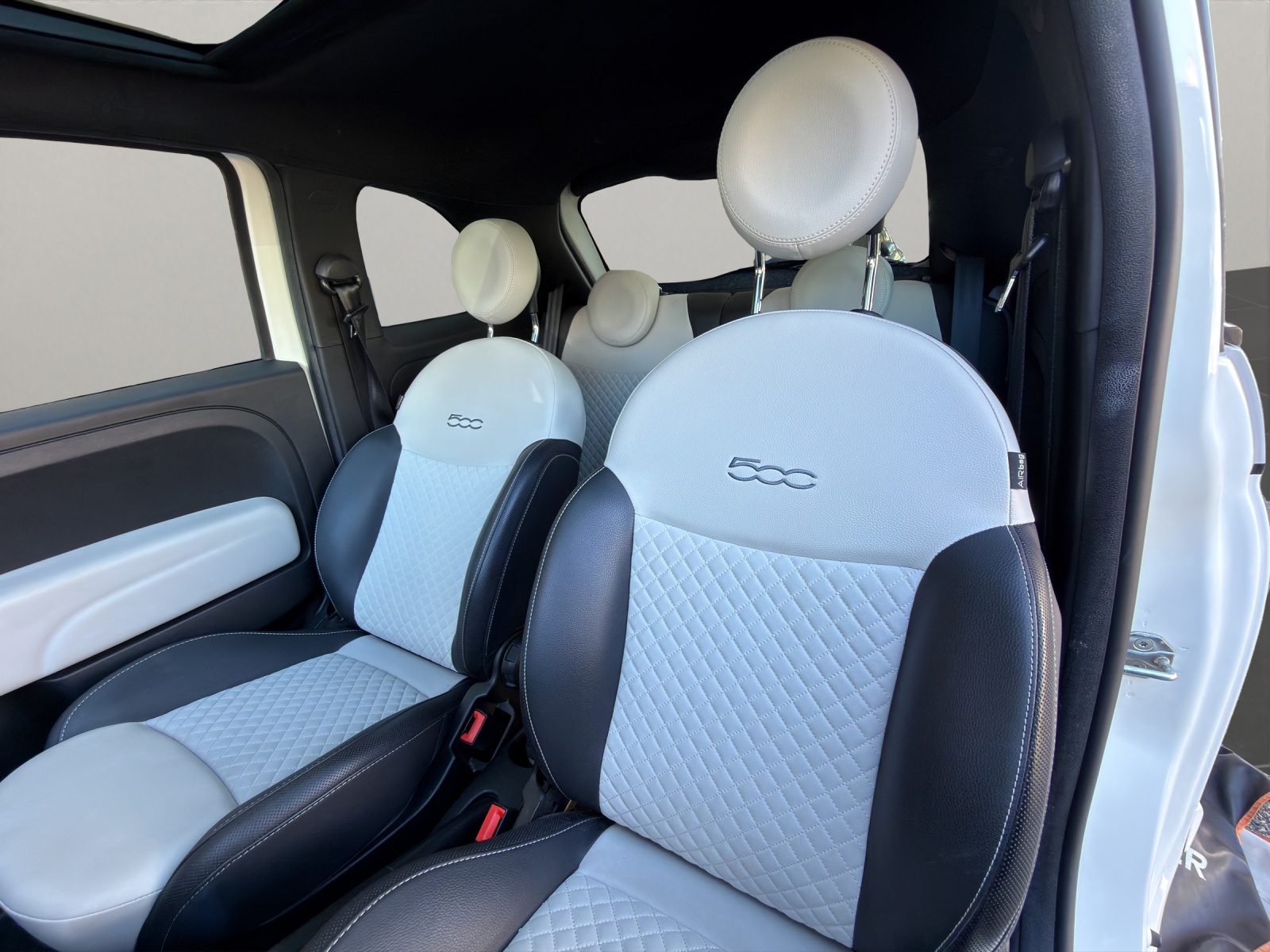 FIAT 500 1.0 Hybrid Dolcevita-image-9