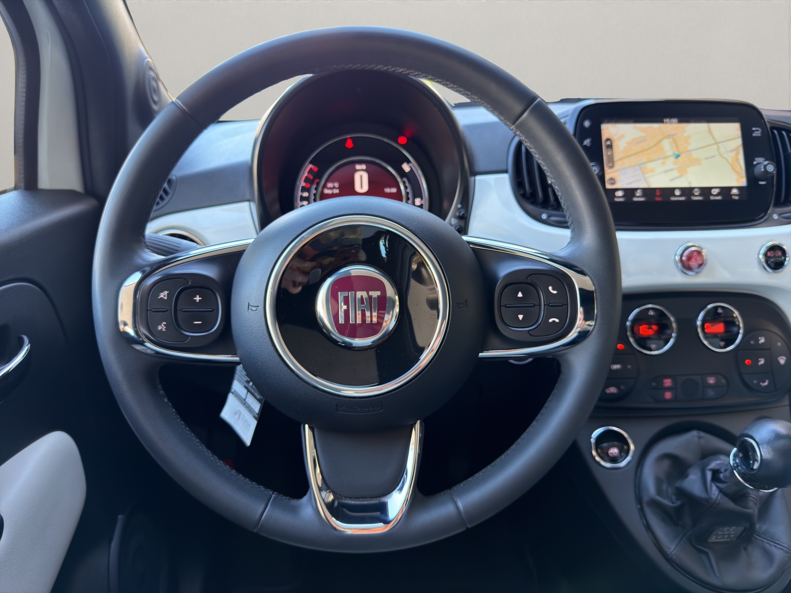 FIAT 500 1.0 Hybrid Dolcevita-image-10