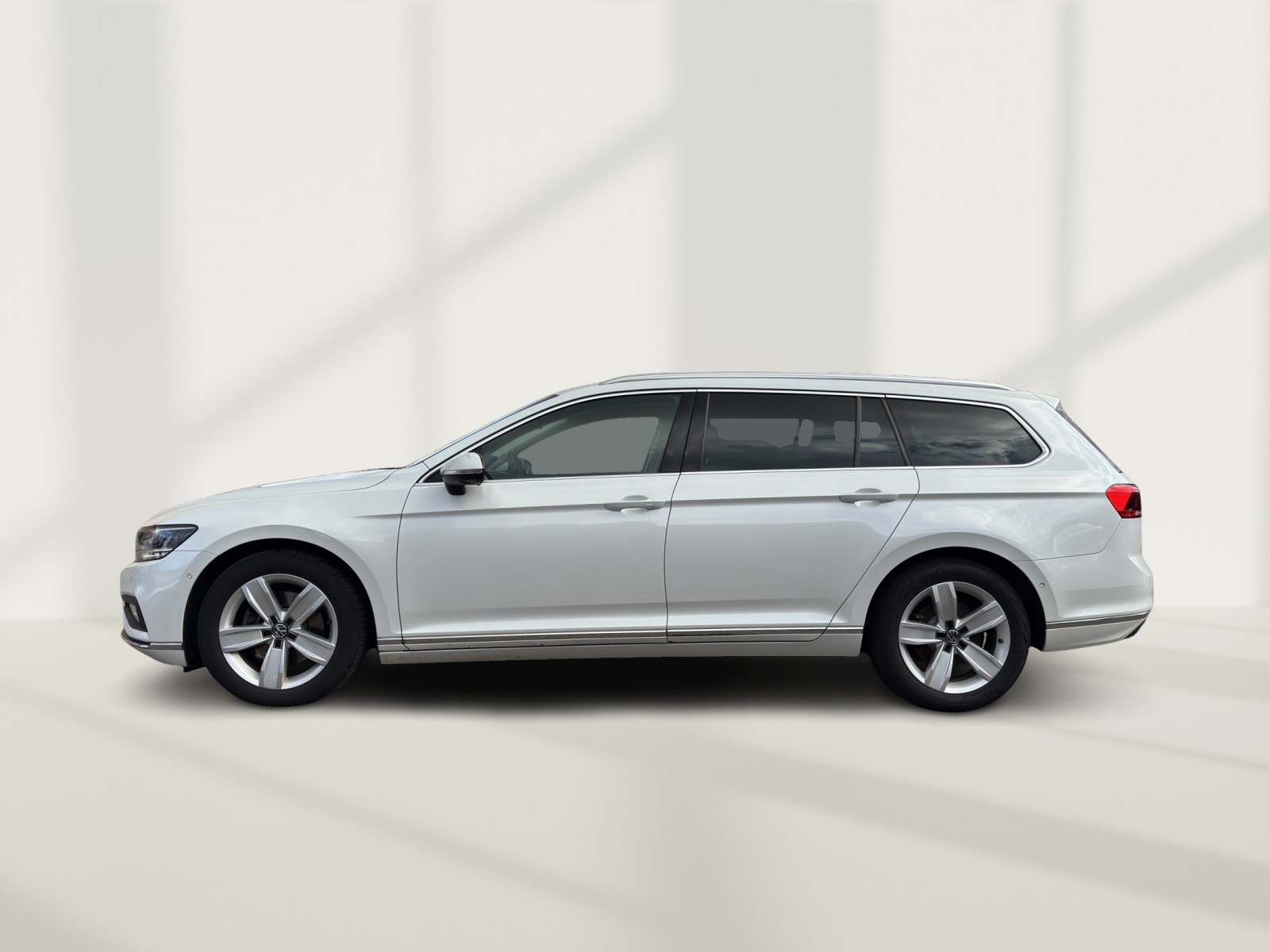 VW Passat 2.0 TDI BMT Elegance 4Motion DSG-showroom-element-3