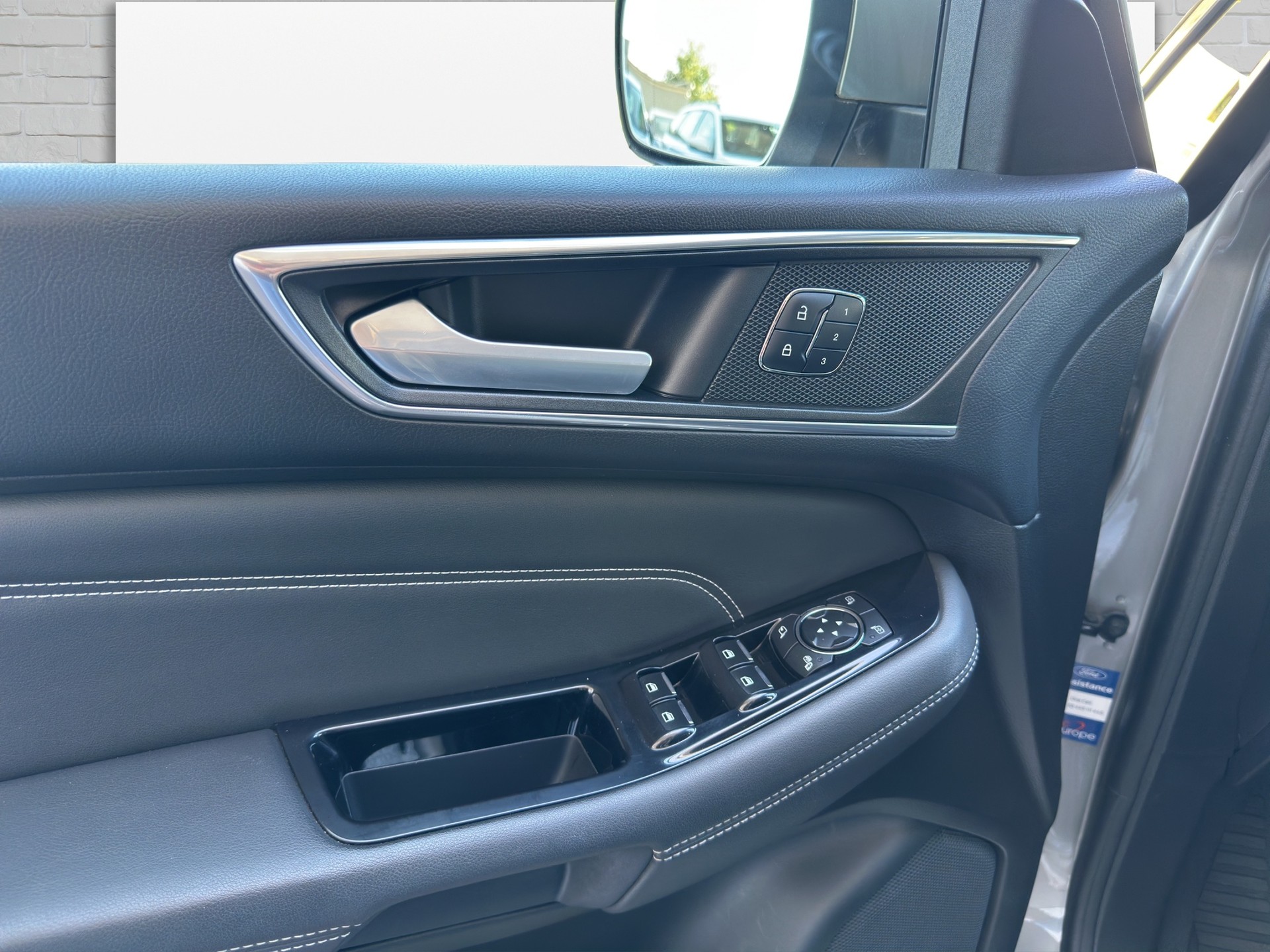 FORD S-Max 2.0 TDCi Titanium AWD PowerShift-image-15