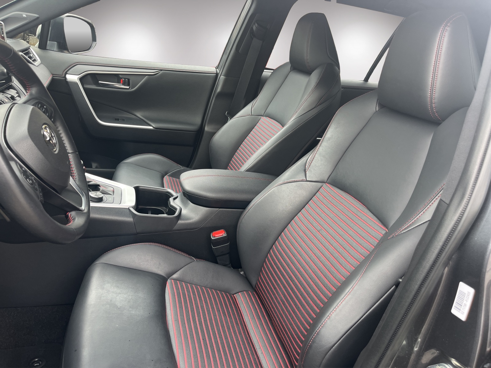 TOYOTA RAV-4 2.5 Plug-In-Hybrid Premium-image-8