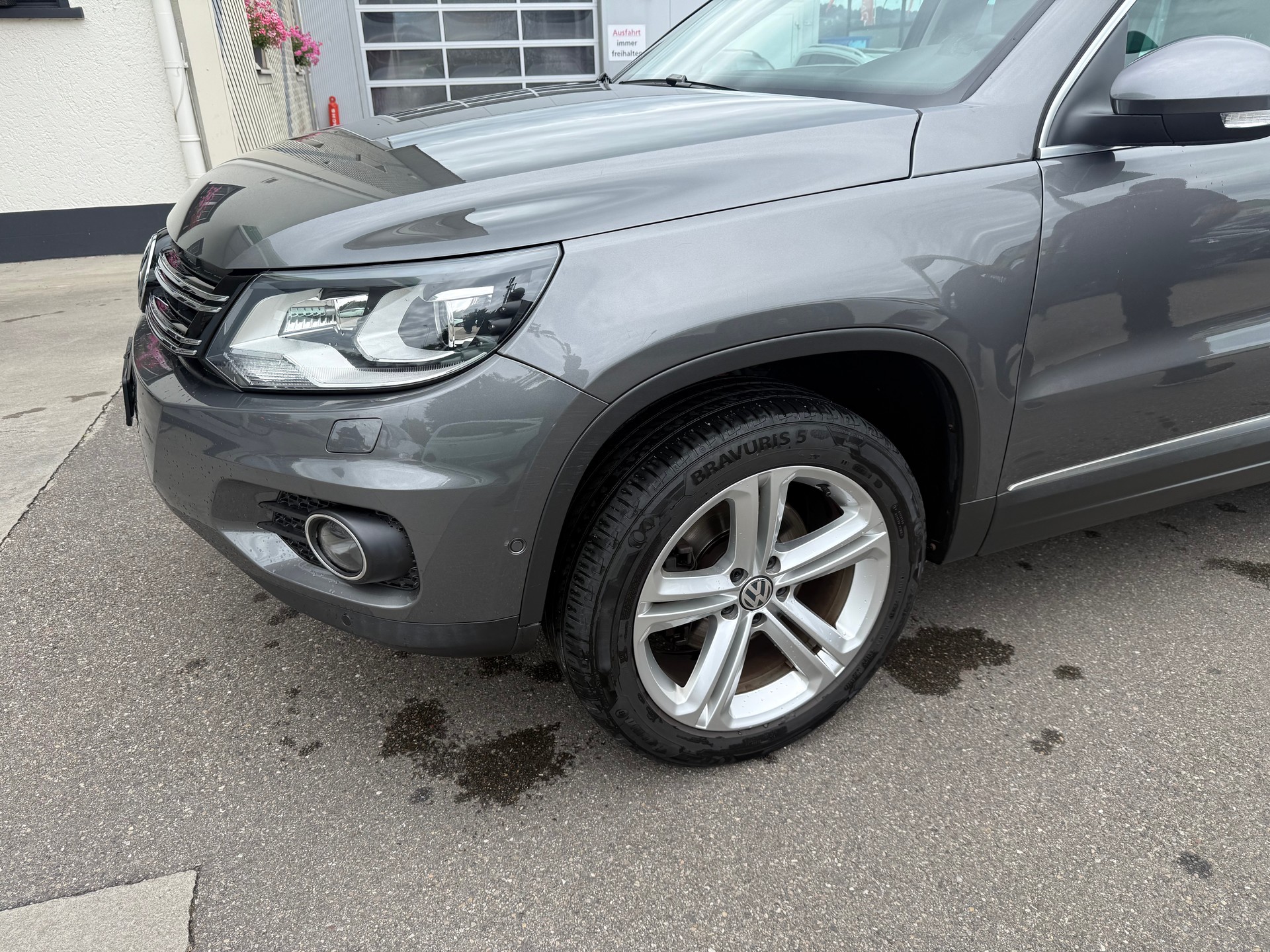 VW Tiguan 2.0 TSI Track&Style 4Motion DSG-image-13