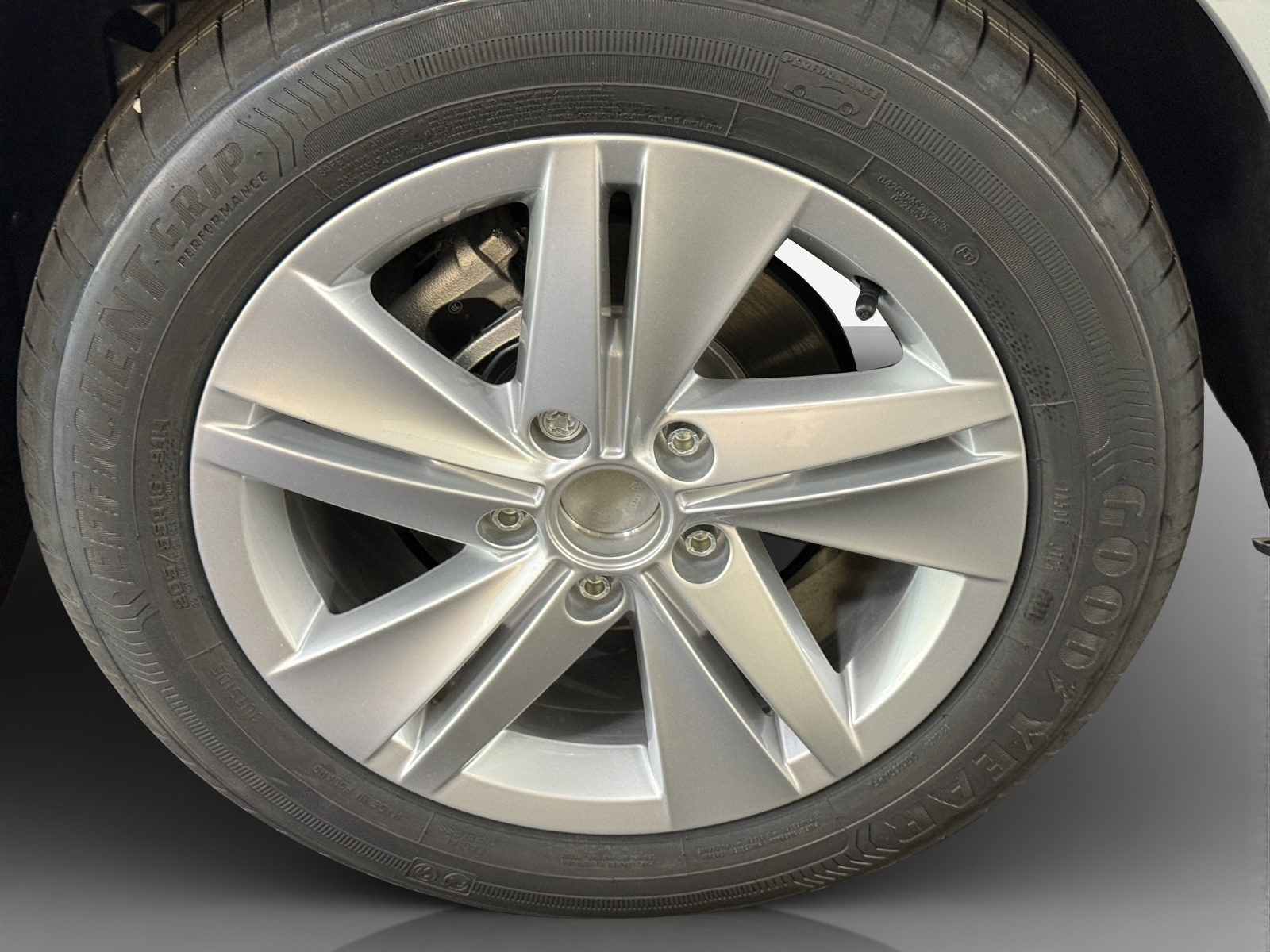 VW Golf 1.5 e TSI mHEV Value DSG-image-13